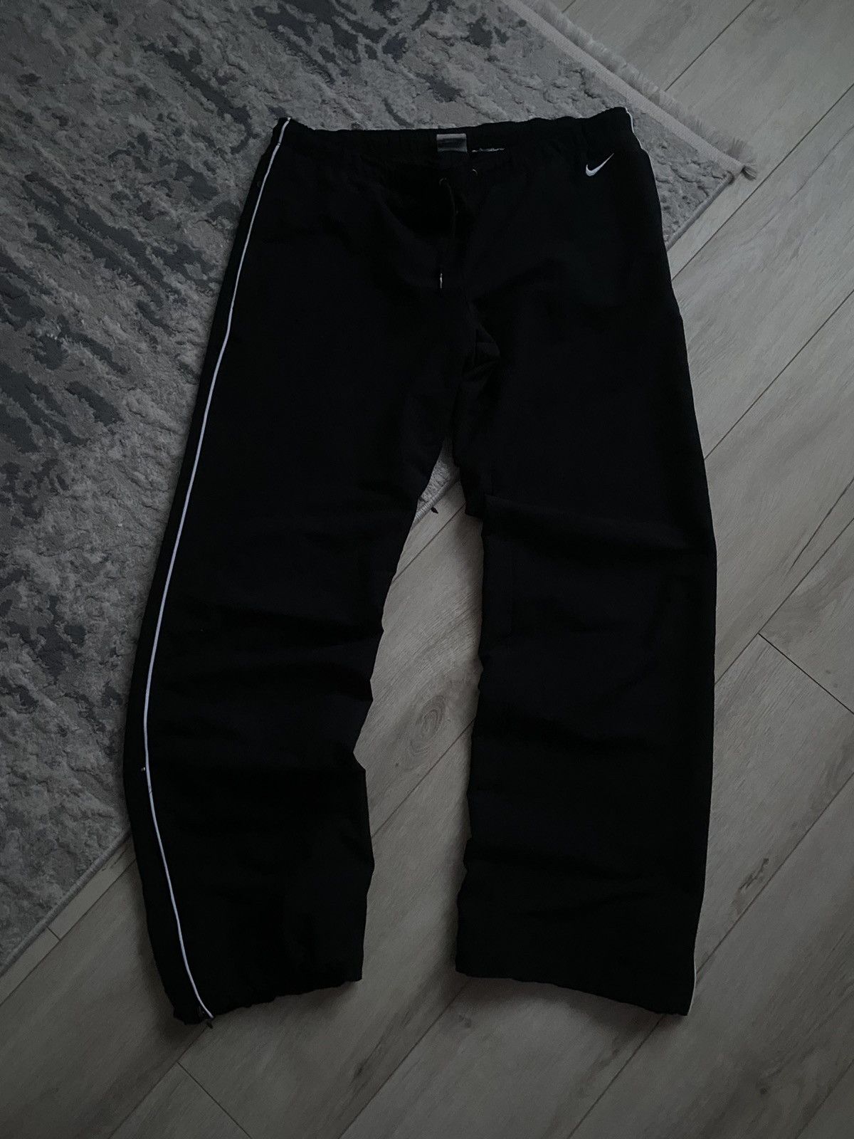 Nike VINTAGE NIKE TRACK PANTS WOMENS DRILL BAGGY Size 38" / US 16 / IT 52 - 3 Thumbnail