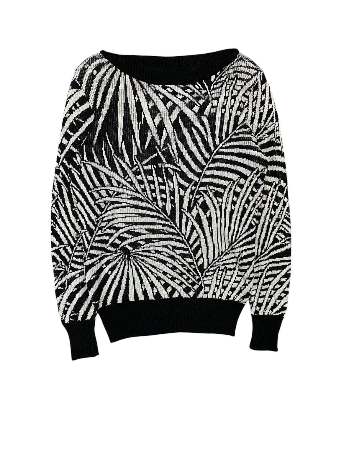 Saint Laurent Paris 1980’s Rive Gauche Intarsia Jacquard Zebra floral knit Size M / US 6-8 / IT 42-44 - 1 Thumbnail