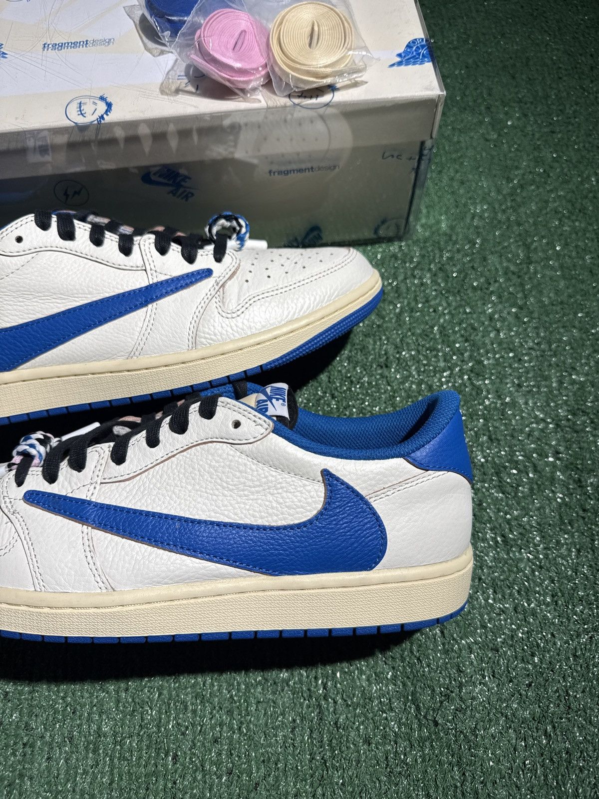 Fragment Design × Jordan Brand × Travis Scott Jordan 1 Low OG SP Fragment Travis Scott Sail Military Blue Size US 11.5 / EU 44-45 - 3 Thumbnail