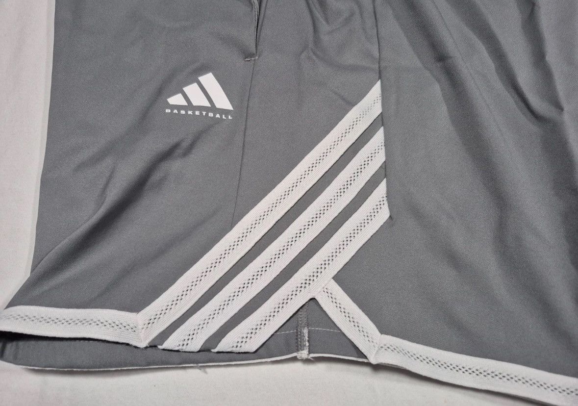Adidas Adidas CrazyLite 7” Men’s Basketball Shorts JP2157 Size US 34 / EU 50 - 8 Thumbnail