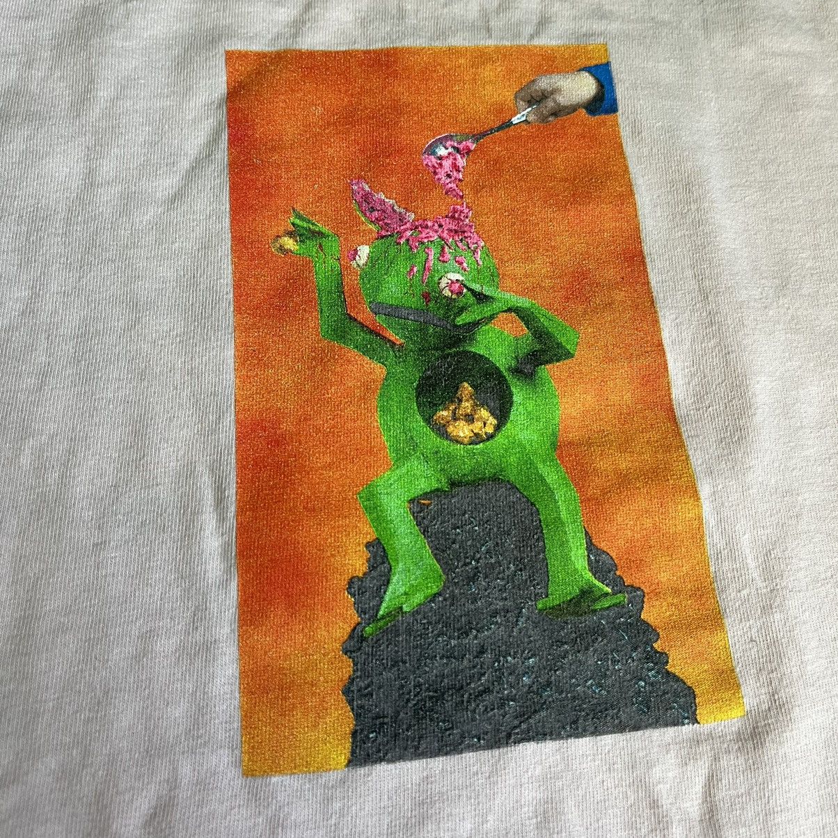 Supreme Supreme Mike Hill Brains Tee Peach SS17 Size US M / EU 48-50 / 2 - 6 Thumbnail