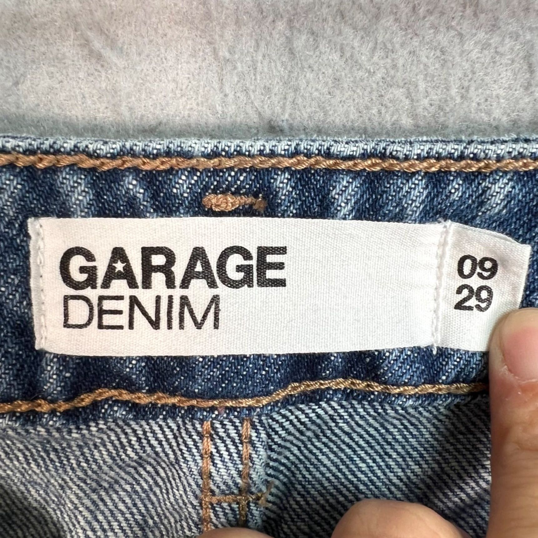 Garage Garage Womens 90s Straight Denim Jeans Size 9 / 29 Medium Wash Blue Cotton Blend 5-Pocket Design Womens Size 29" - 3 Thumbnail