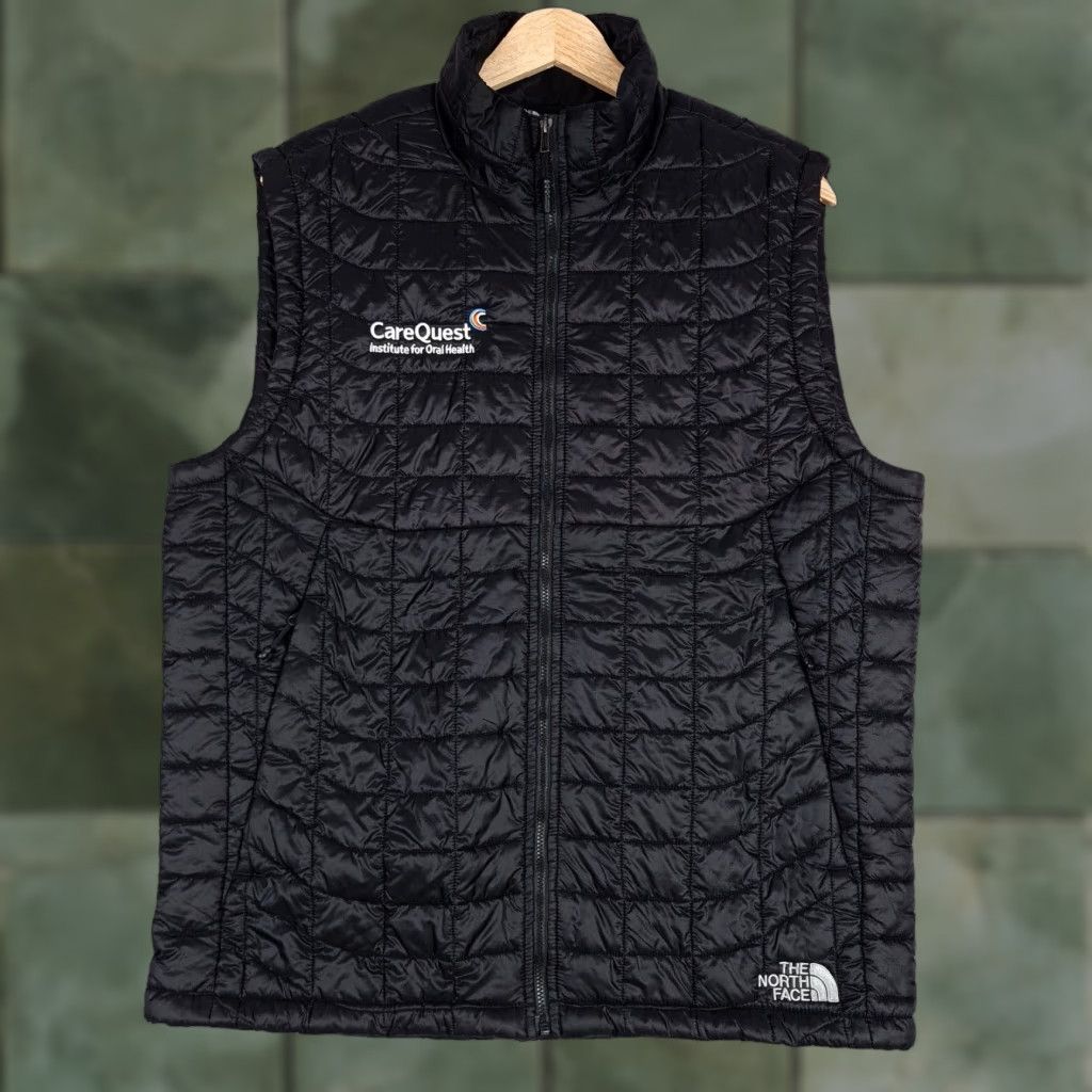 The North Face The North Face Thermoball Vest Mens Medium Black Quilted Lightweight Hike Size US M / EU 48-50 / 2 - 1 Thumbnail