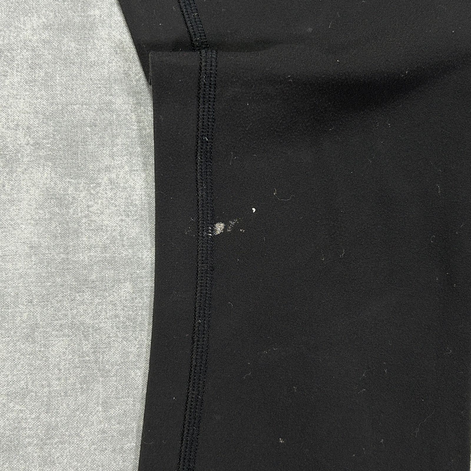 Lululemon Lululemon All The Right Places workout leggings Tight wms 0 Size 25" / US 0 / IT 36 - 4 Thumbnail