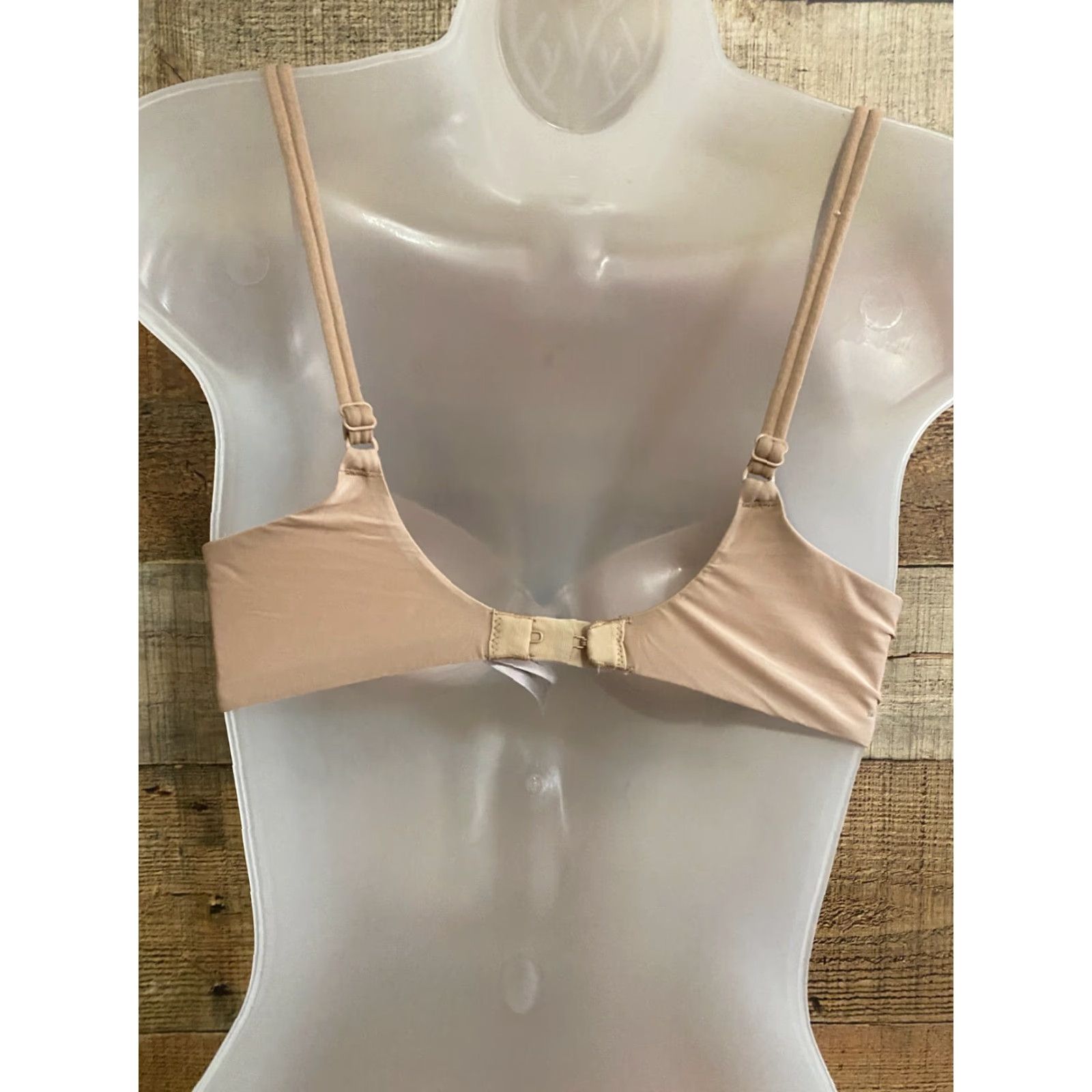 Victoria's Secret Victoria's Secret DEMI TAN 34B Bra NO WIRE Wireless Cup B Brown Logo 34B Women Hook & Eye Adjustable Strap Vintage No Size ONE SIZE - 3 Thumbnail