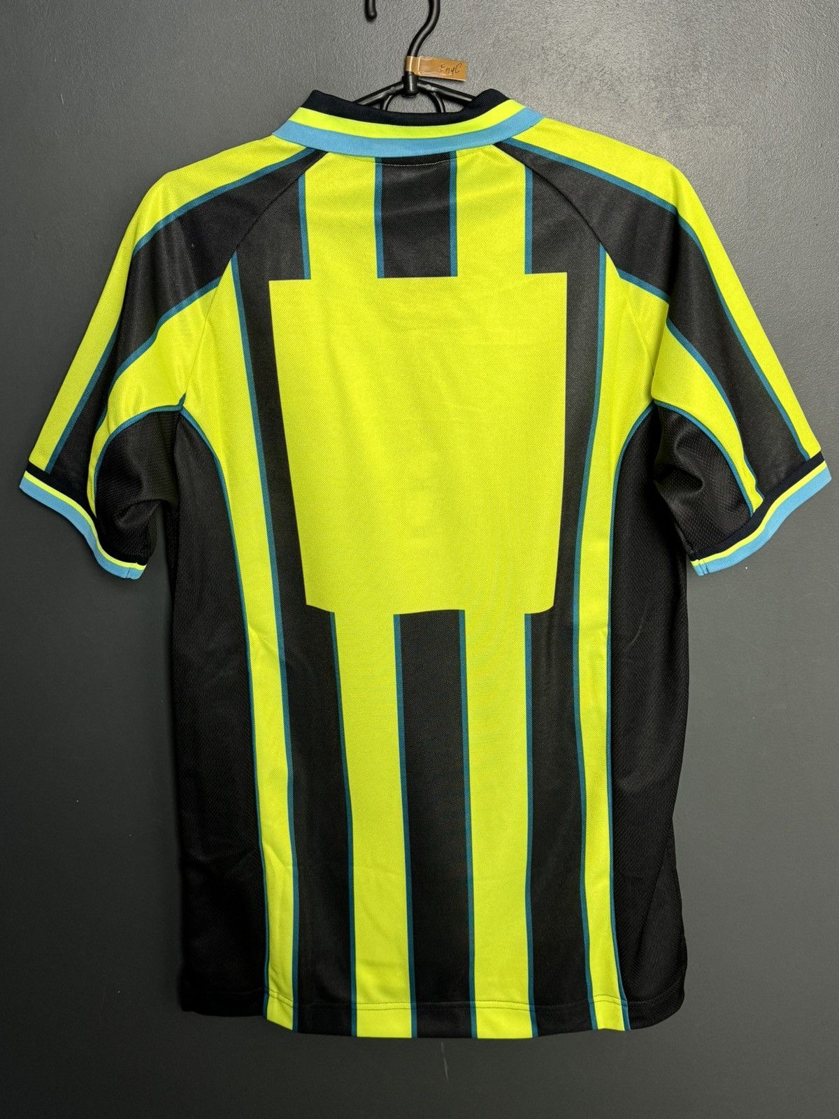 Other New Manchester City 98/99 Away Football Jersey Size US M / EU 48-50 / 2 - 2 Thumbnail