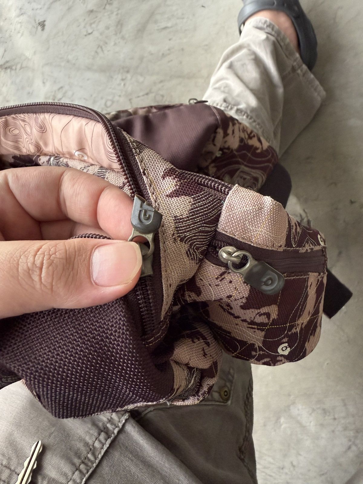Gravis Gravis Vintage Y2K Radar Camo Crossbody Size ONE SIZE - 4 Thumbnail