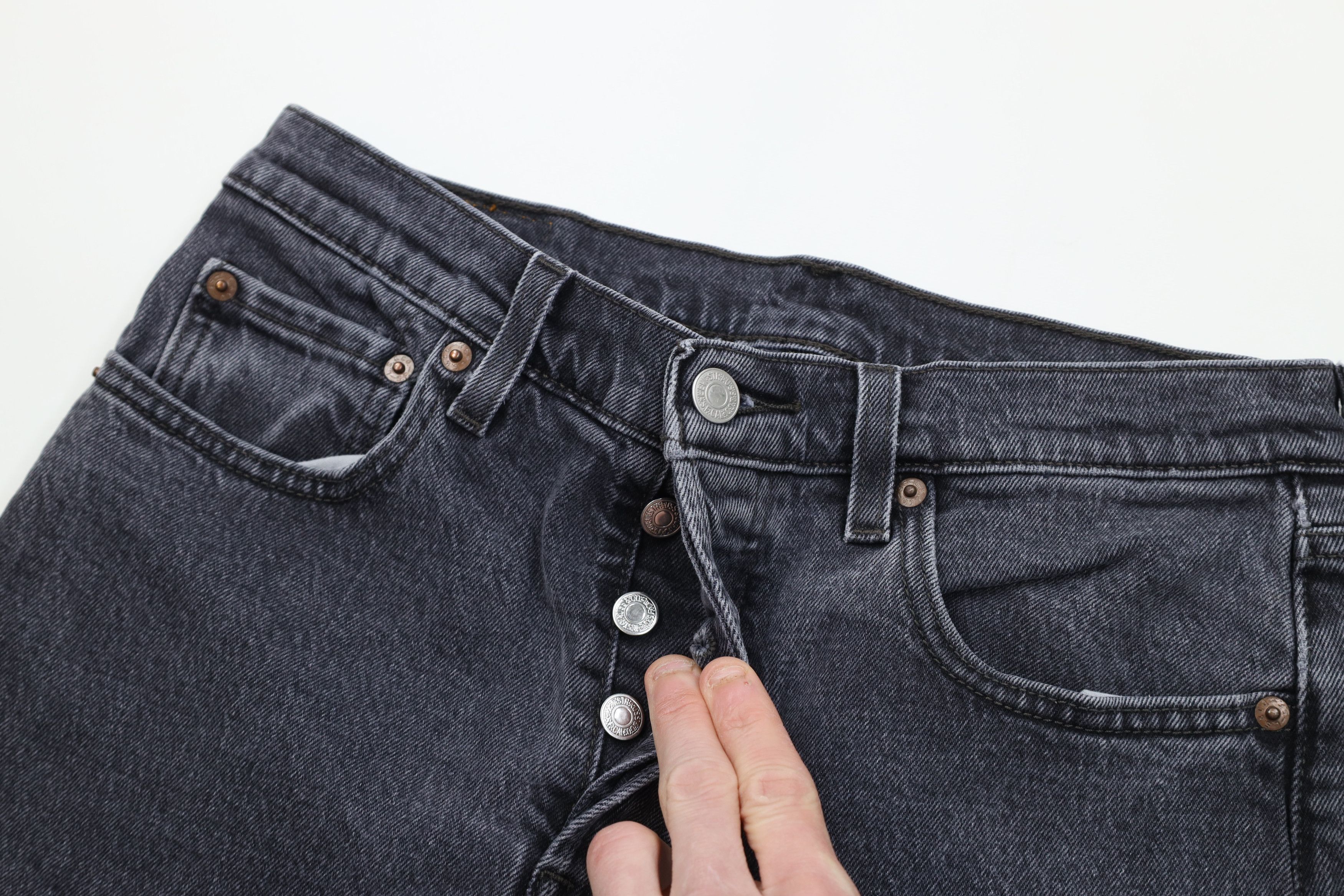 Levi's Vintage Y2K Levis 501xx Button Fly Original Jeans Black Size 28" / US 6 / IT 42 - 6 Thumbnail