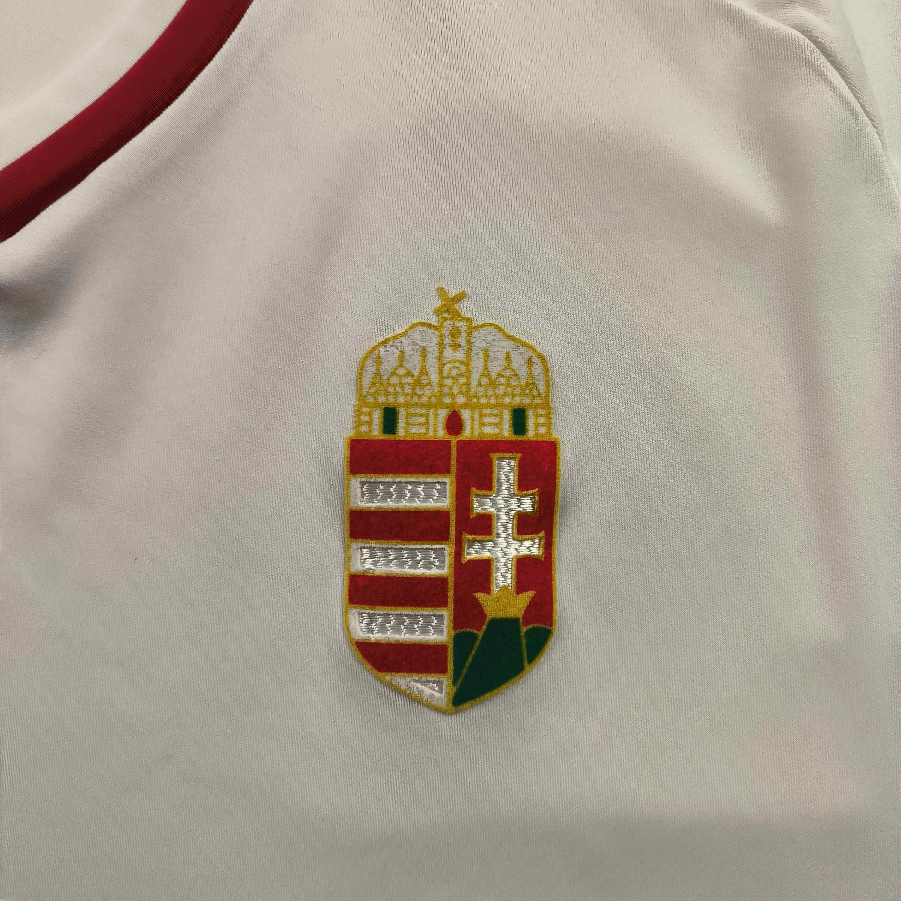 Adidas Hungary 2016-18 Adidas away football jersey shirt size M Size US M / EU 48-50 / 2 - 3 Thumbnail