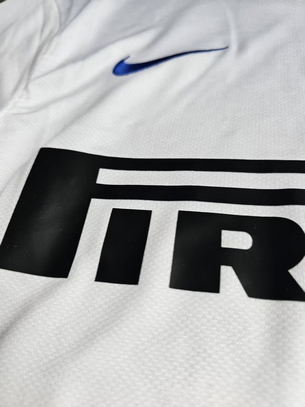 Other Inter Milan Jersey Away 2010 11 Season Size US L / EU 52-54 / 3 - 2 Thumbnail