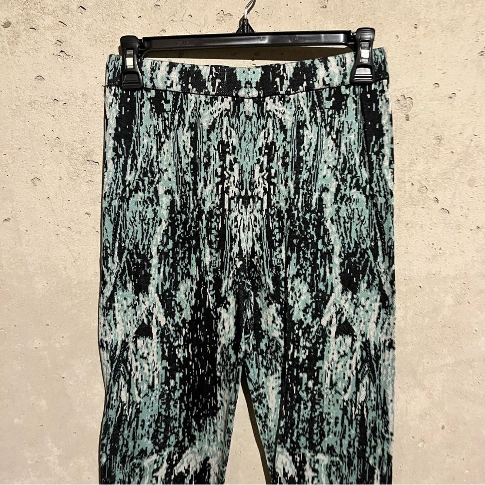 Bcbgmaxazria BCBG MAX AZRIA Aqua Combo Knit Leggings Size S Size 26" / US 2 / IT 38 - 4 Thumbnail