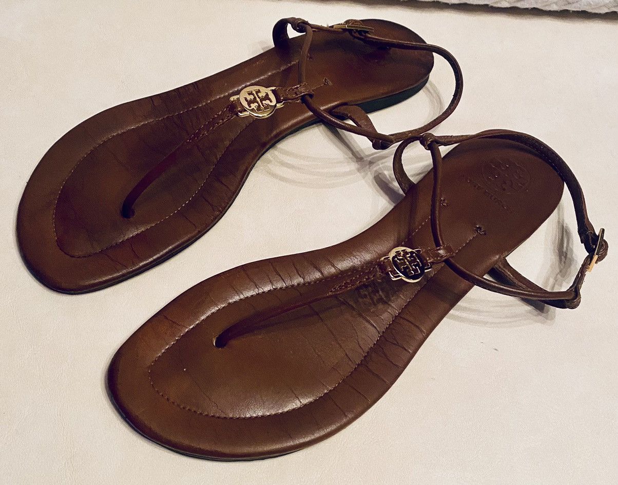 Tory Burch Tory Burch Brown Logo Coin T-Strap Leather Emmy Sandals 10.5 Size US 10.5 / IT 40.5 - 14 Thumbnail