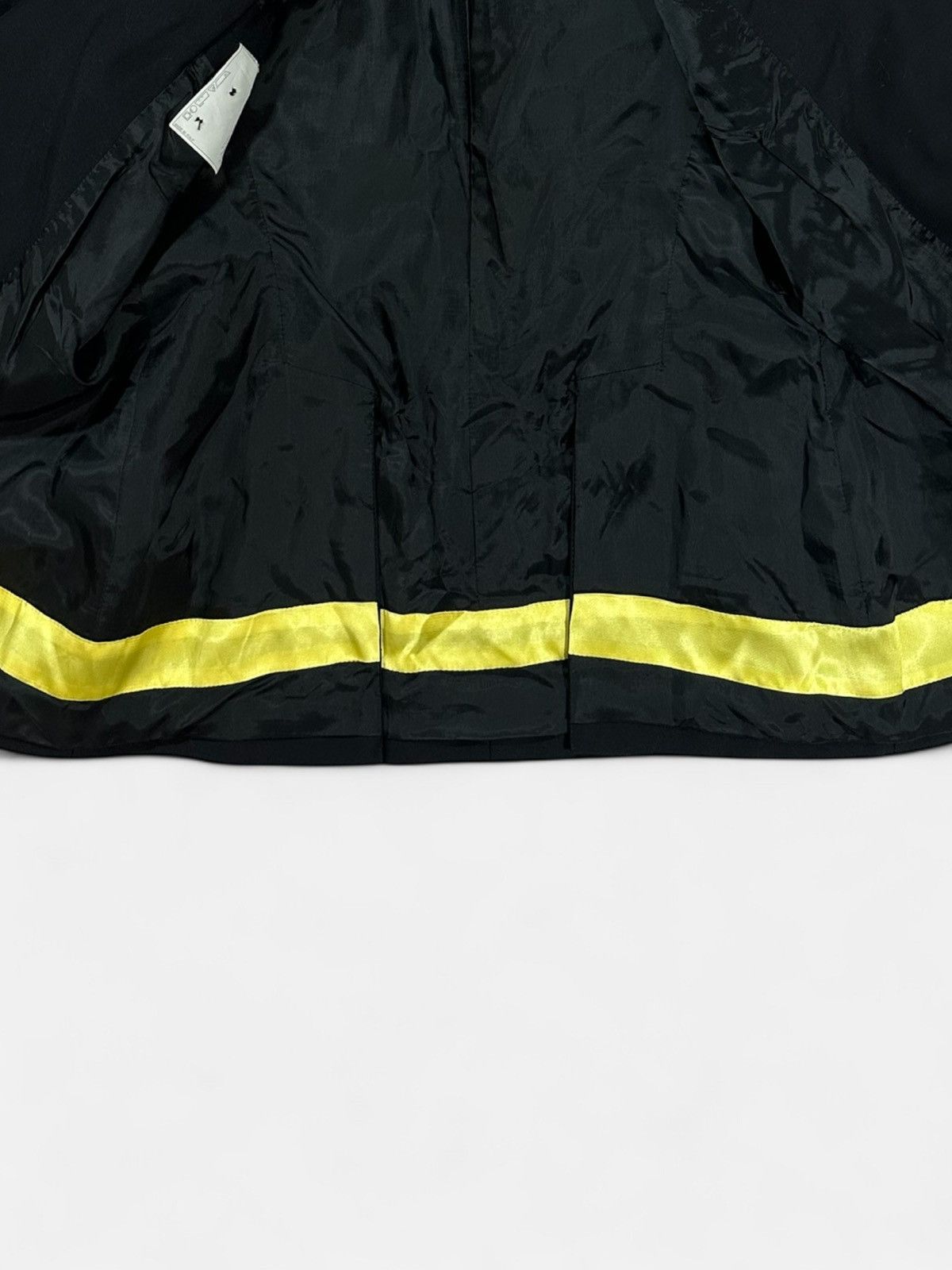 Alexander McQueen Alexander McQueen - FW00 Eshu Black / Yellow Blazer Size S / US 4 / IT 40 - 4 Thumbnail