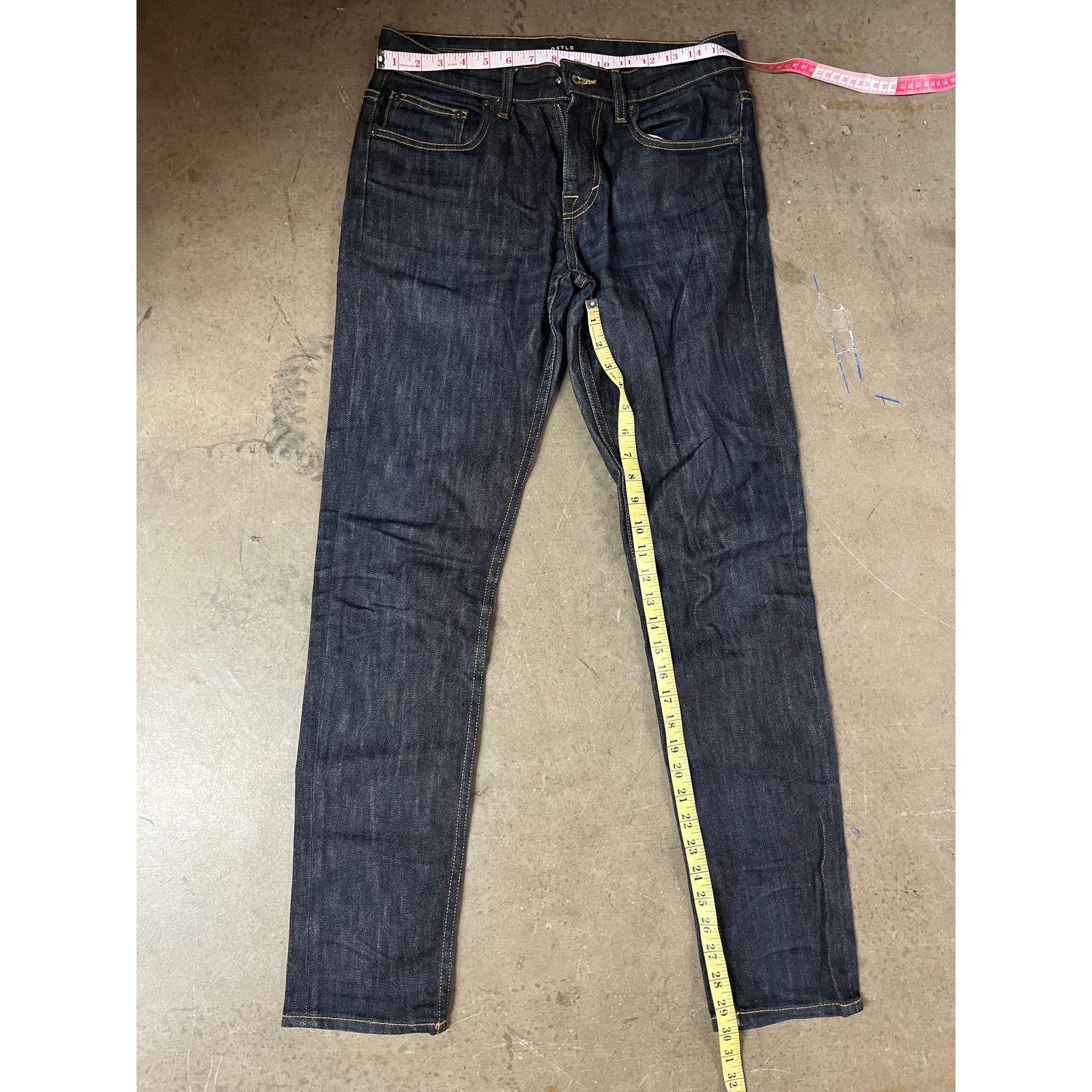 DSTLD DSTLD- Slim Dark Wash Resin Timber Stitch /30x32 Size US 30 / EU 46 - 5 Thumbnail