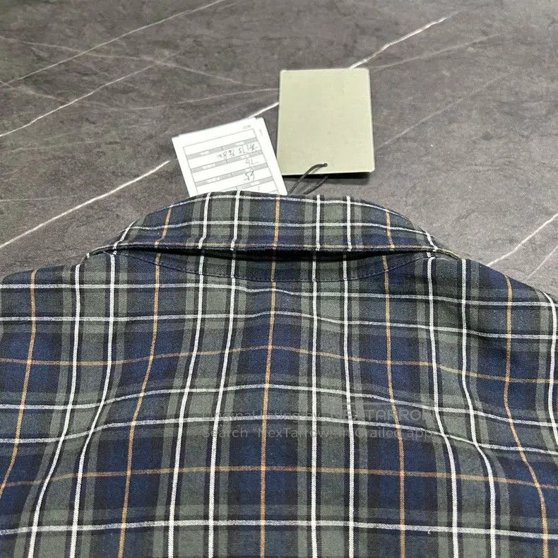 Balenciaga Balenciaga Plaid Shirt with Back Letter Logo L Size Size US S / EU 44-46 / 1 - 5 Thumbnail