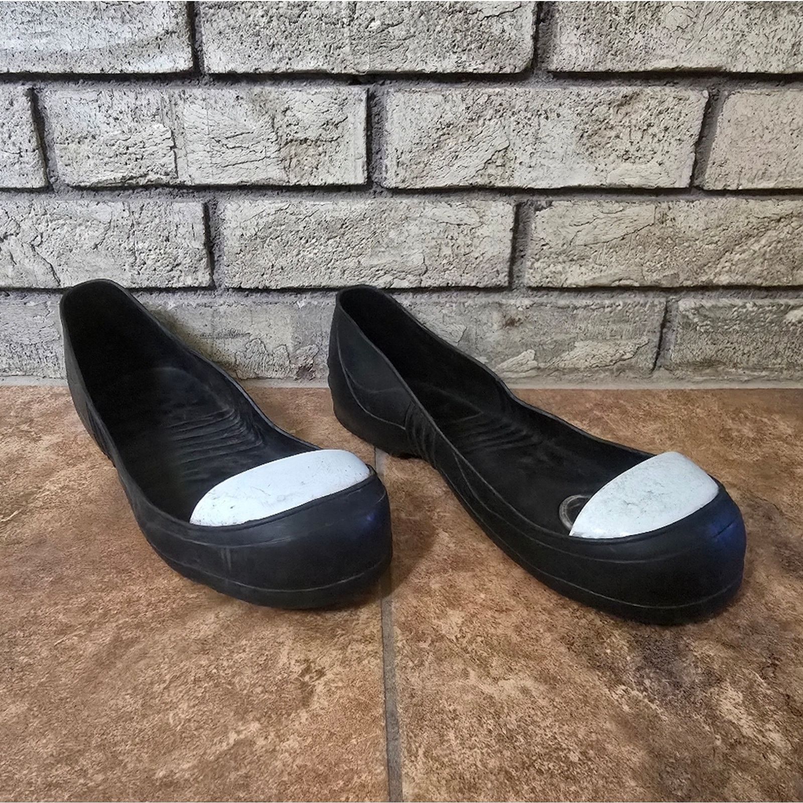 Other Black Composite Cap | OSHA TOES | Safety Overshoe Size US 6.5 / EU 39-40 - 1 Thumbnail
