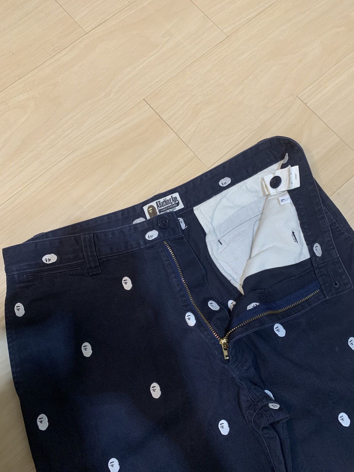 Bape 🔥 Rare Bape Full Embroidery Head Pants Size US 34 / EU 50 - 7 Thumbnail