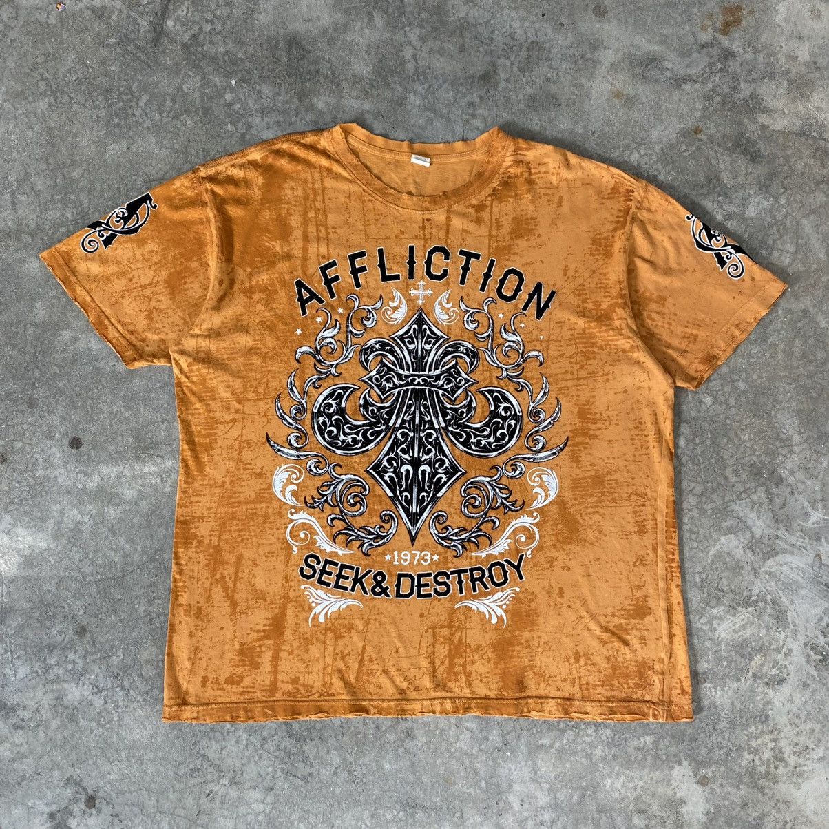 Affliction Vintage Y2K Affliction Seek & Destroy Dagger Distressed Tee Size US XXL / EU 58 / 5 - 1 Thumbnail
