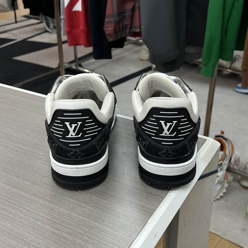Louis Vuitton Louis Vuitton Trainer Panda Low-top Sneakers -2505 Size US 7 / IT 37 - 3 Thumbnail