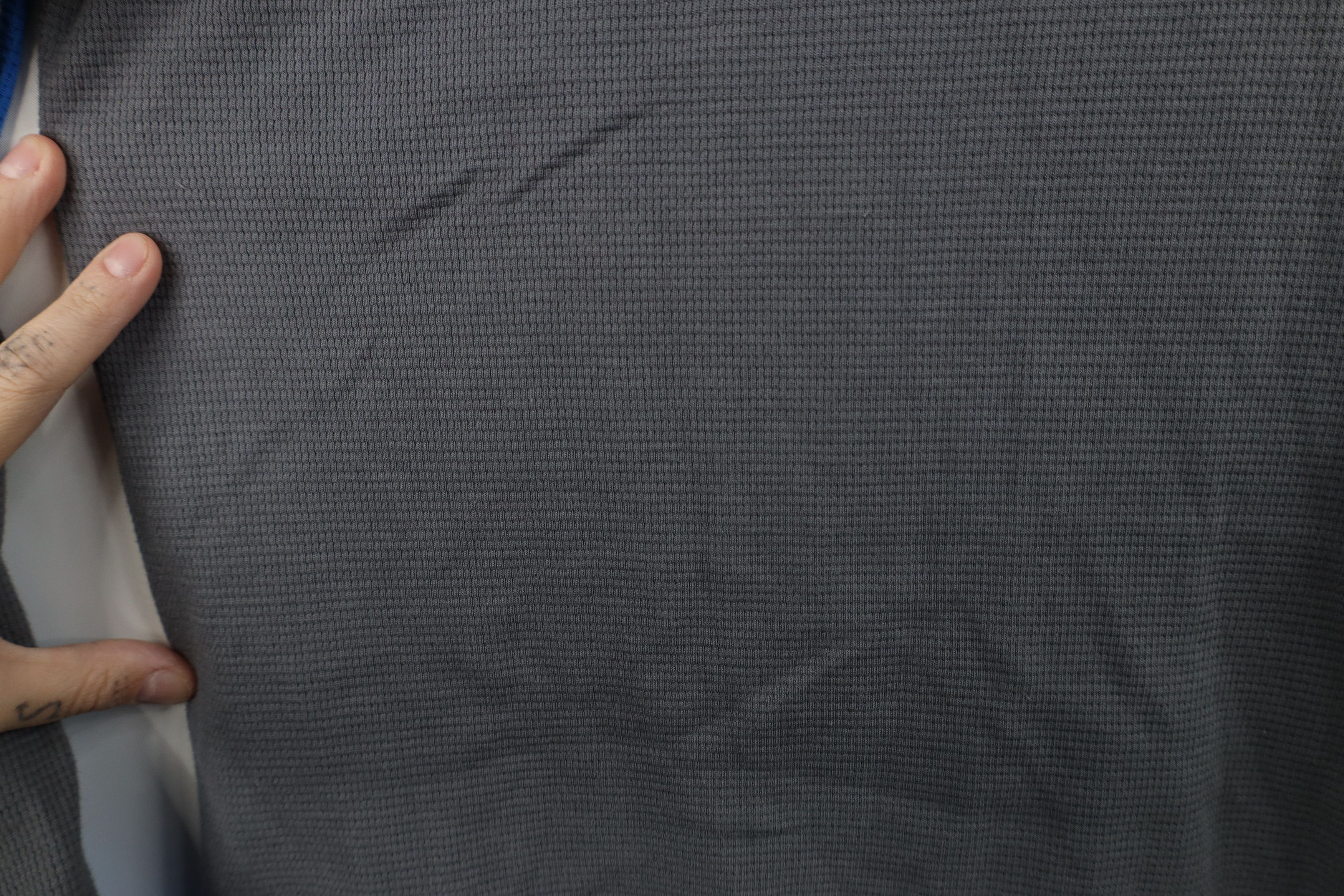 Nike NOS Vintage Y2K Nike Mini Swoosh Thermal Waffle Knit T-Shirt Size US L / EU 52-54 / 3 - 7 Thumbnail