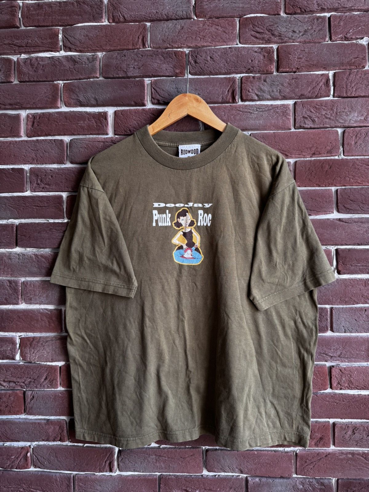 Rap Tees 90s DeeJay Punk-Roc Chicken hip hop rap beat box band tshirt Size US M / EU 48-50 / 2 - 2 Thumbnail