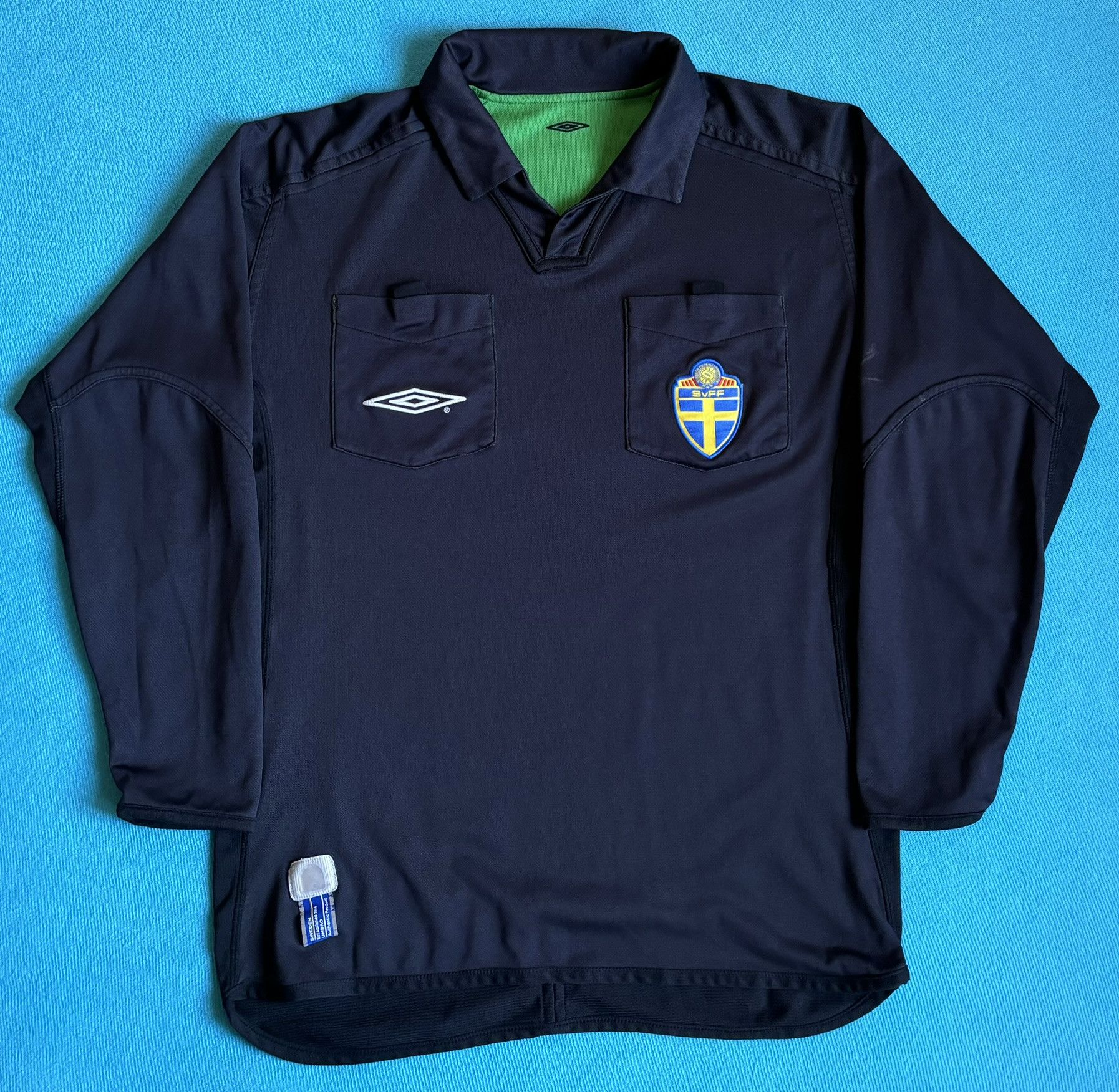 Umbro Sweden Umbro Referee Jersey Size. M Size US M / EU 48-50 / 2 - 5 Thumbnail