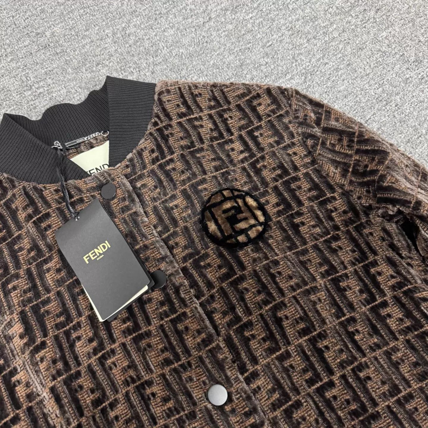 Fendi Fendi brown FF print velvet baseball jacket 38 Size XS / US 0-2 / IT 36-38 - 5 Thumbnail