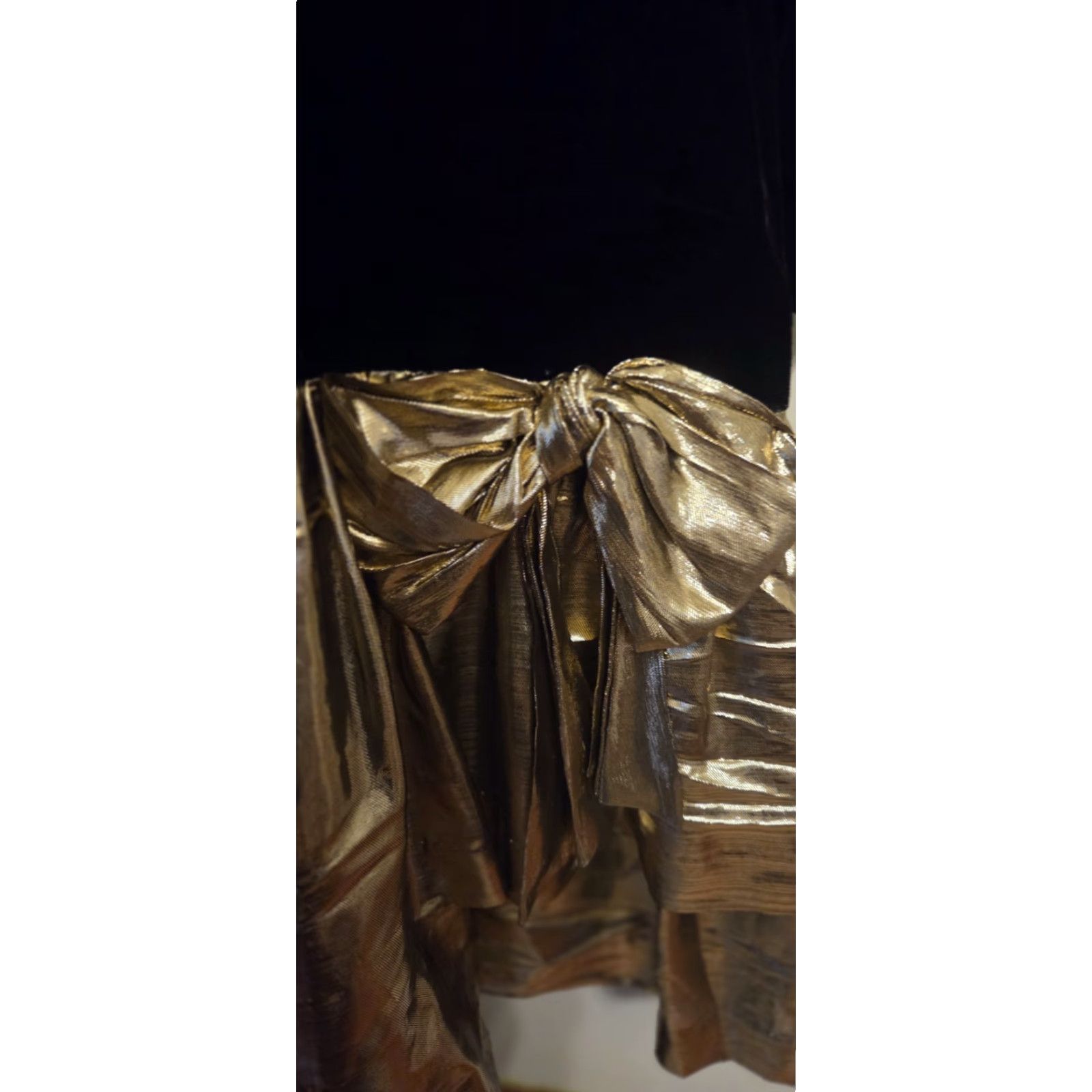 Velvet VINTAGE Nuit Black Velvet Gold Lame Column Dress Bubble Skirt 10 Womens 1980s Eveningwear Formal Size 32" / US 10 / IT 46 - 3 Thumbnail