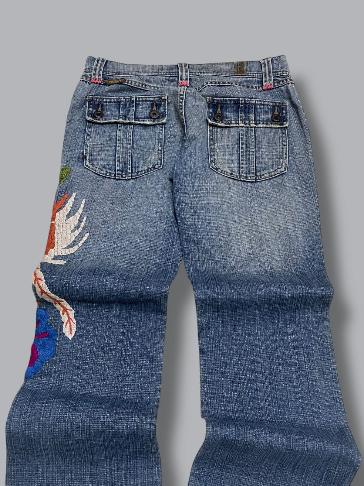 Japanese Brand Vintage 1990s Designer Swtich Usa Embroidered Art Denim Size US 29 - 14 Thumbnail