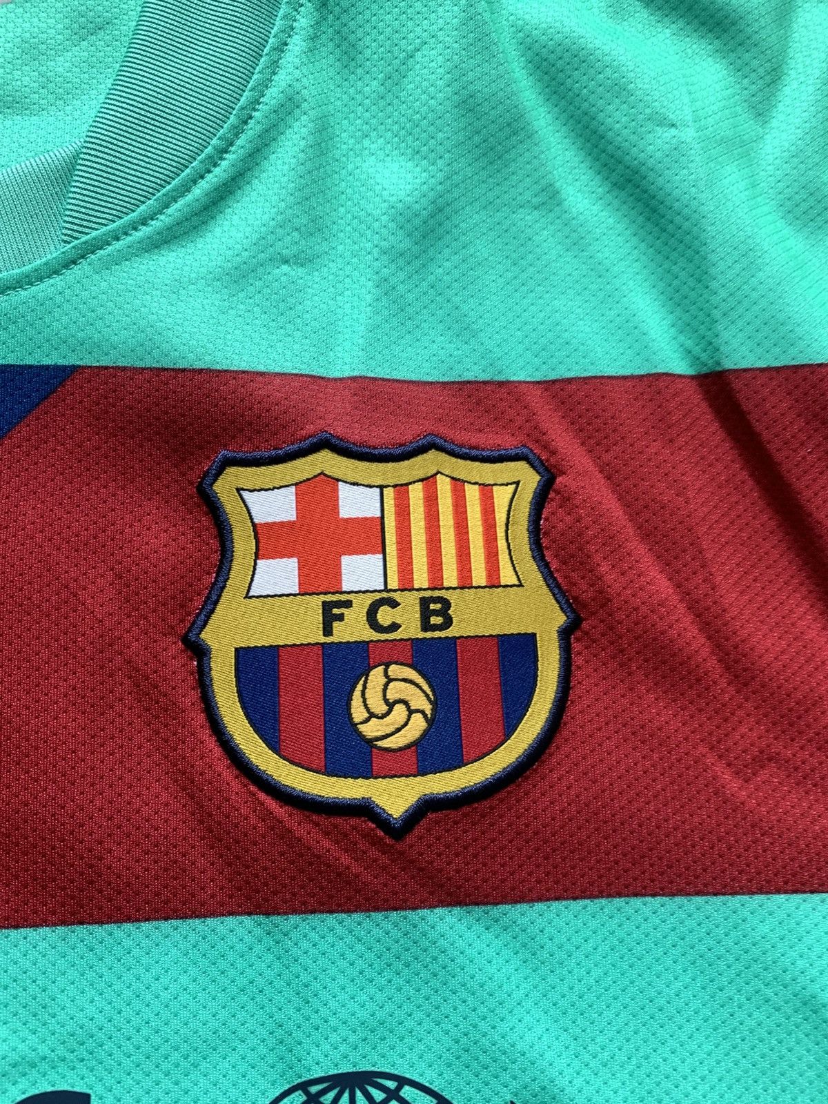 Nike 🔥NIKE BARCELONA 2010/2011 AWAY BLOCKCORE SOCCER JERSEY Size US L / EU 52-54 / 3 - 5 Thumbnail