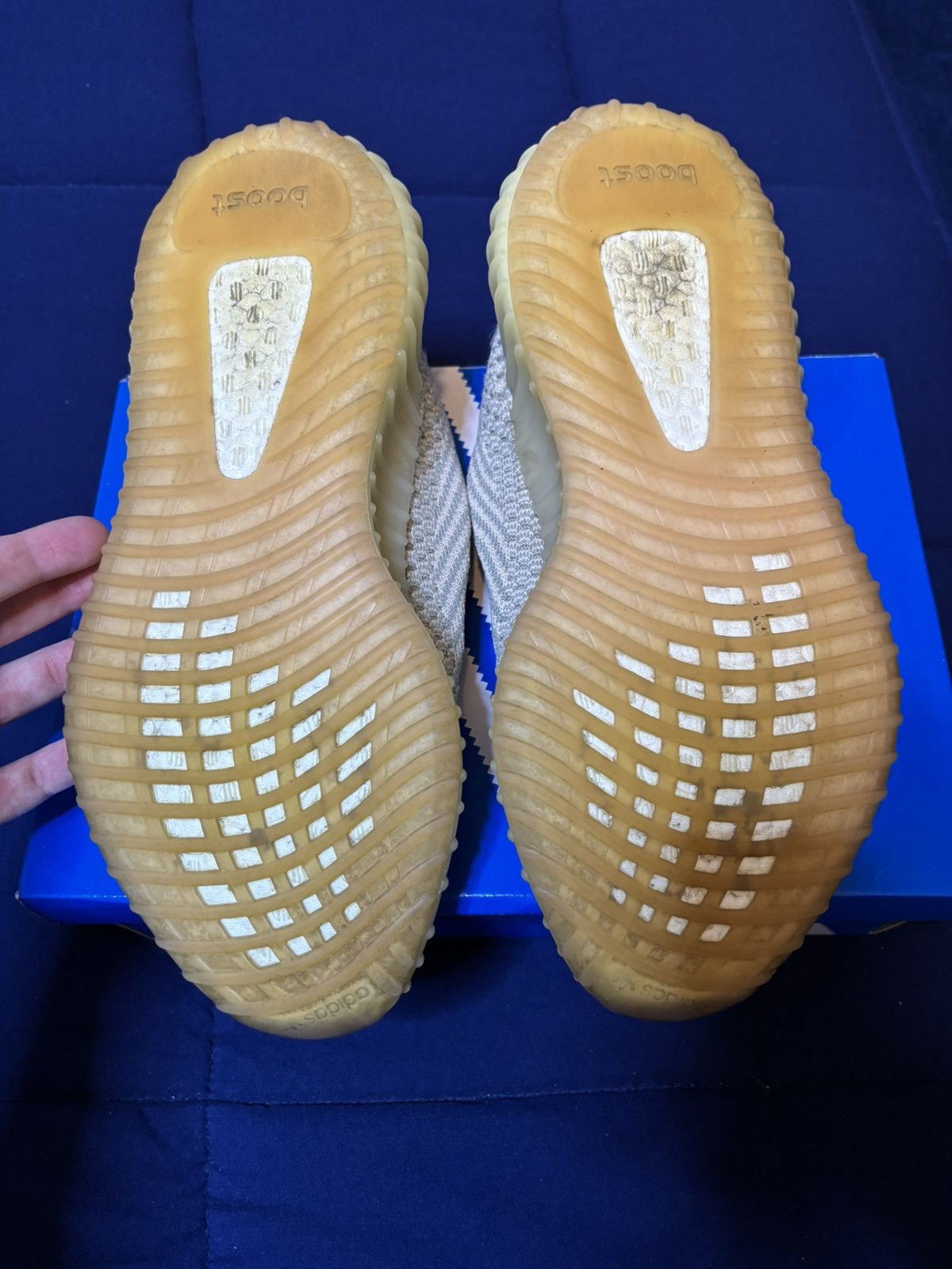 Adidas Adidas Yeezy 350 Boost Citrin Non-Reflective 2019 Size 9.5 Size US 9.5 / EU 42-43 - 6 Thumbnail