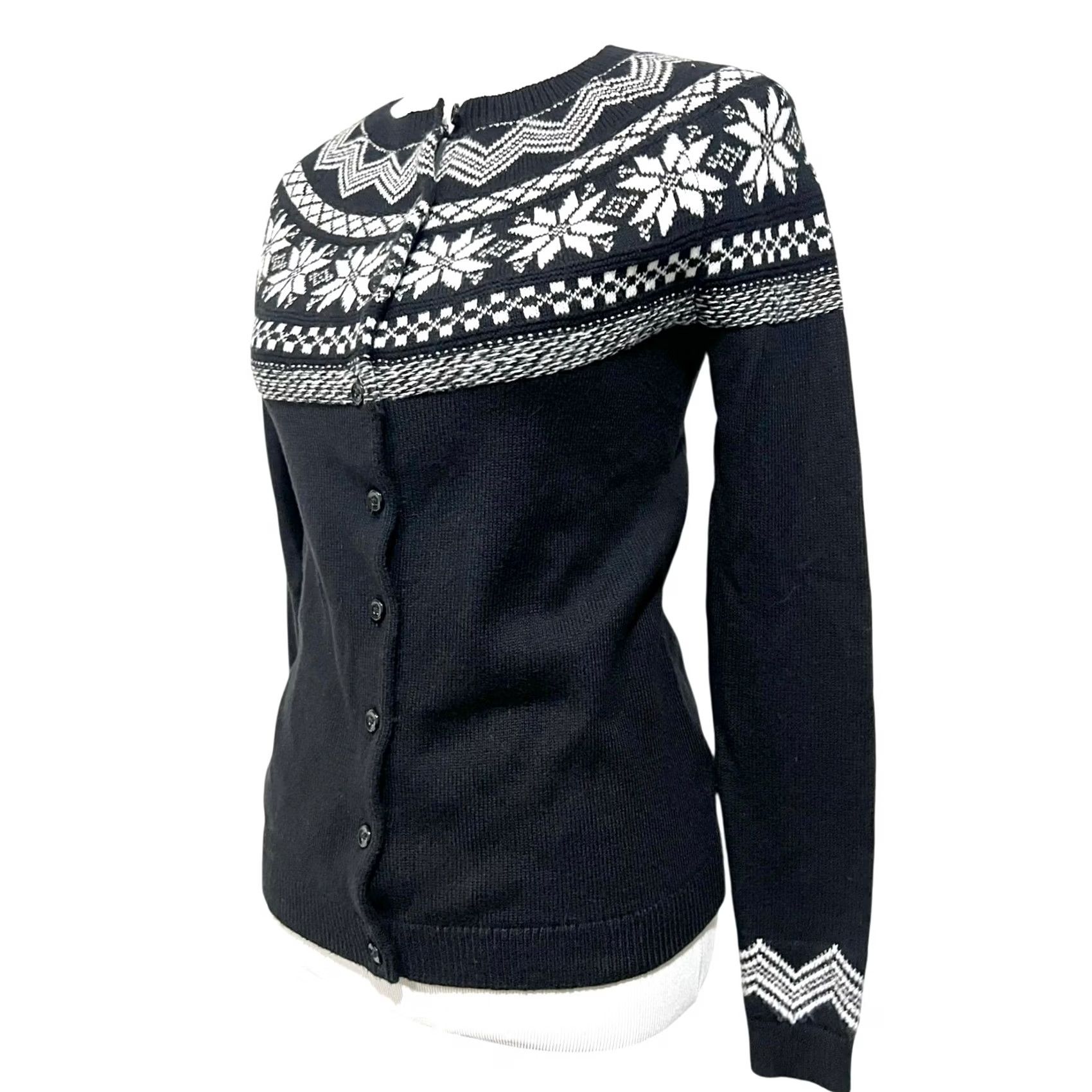 Talbots Talbots Snowflake Fair Isle Cardigan Cotton Blend Black & White Women’s XS Cardigan Womens XS Black White Fair Isle Knit Winter Casual Vintage? Size XS / US 0-2 / IT 36-38 - 3 Thumbnail