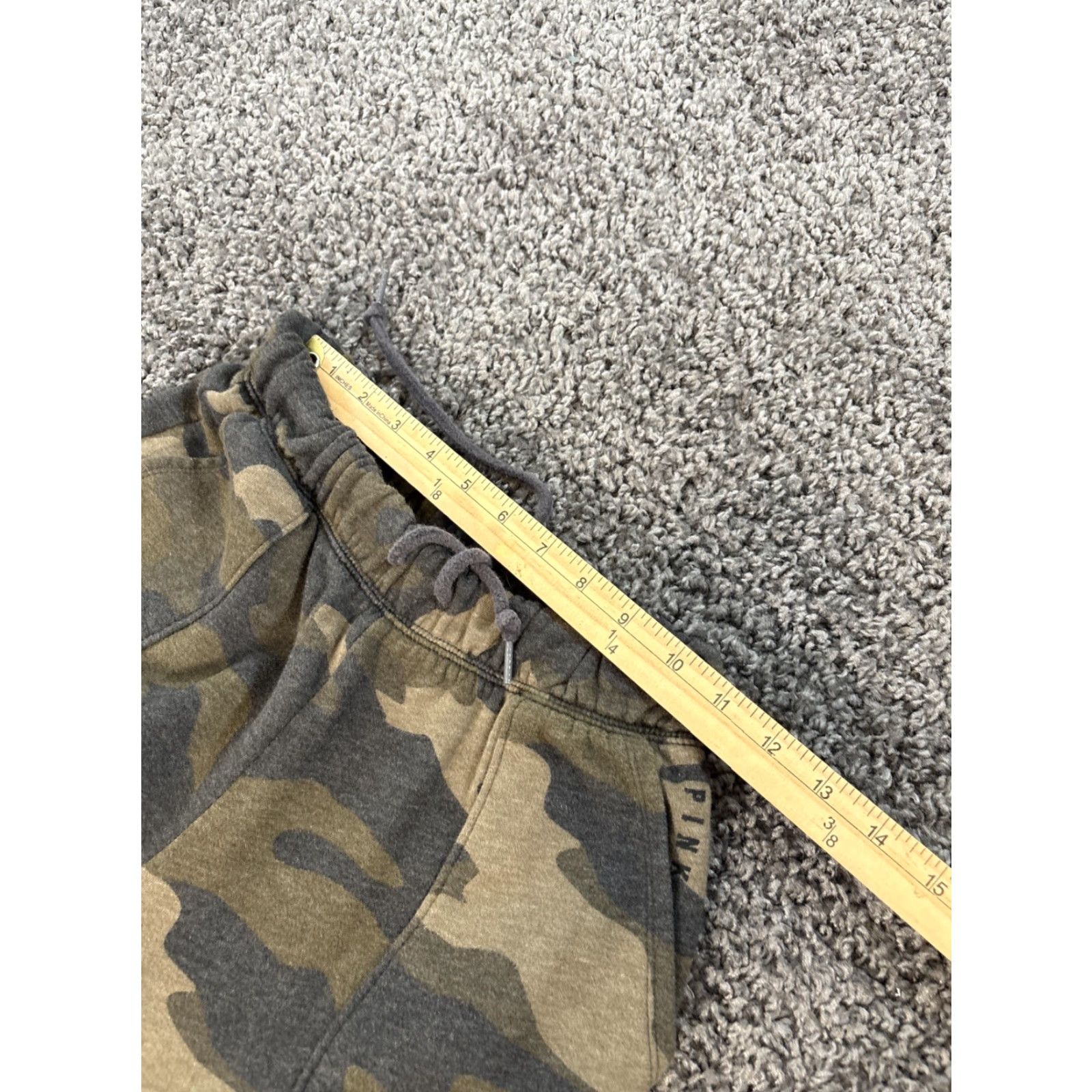 Victoria's Secret Victoria's Secret PINK Womens Pants XS Green Camouflage Cargo Sweatpants Jogger | Activewear | Regular Size 26" / US 2 / IT 38 - 4 Thumbnail