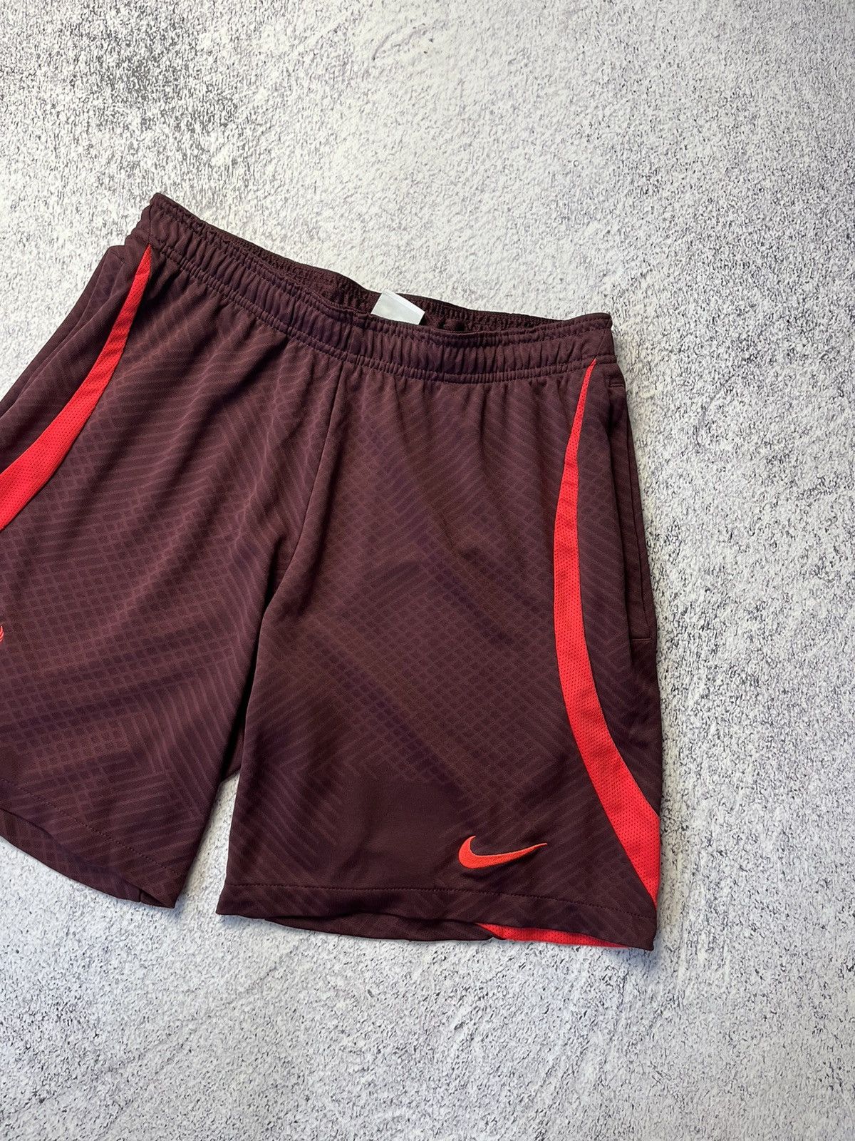 Other uniform Set Liverpool FC Strike Elite Men's Nike Size US M / EU 48-50 / 2 - 19 Thumbnail