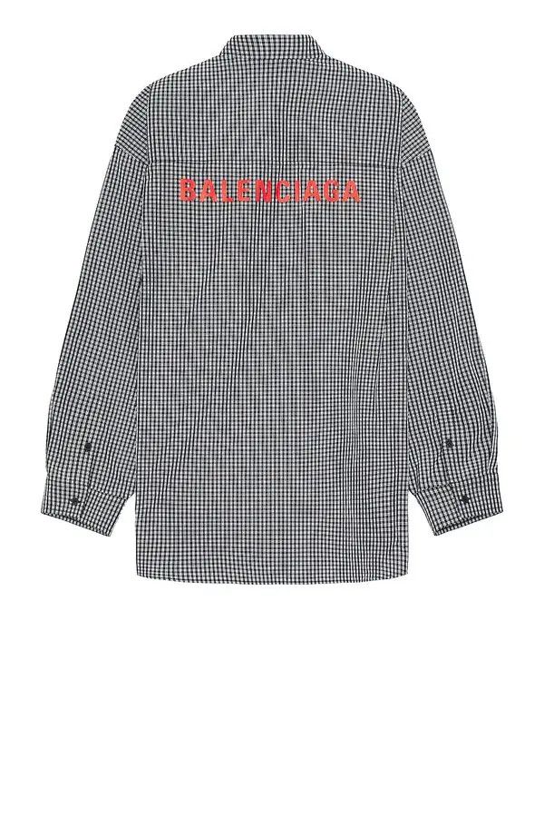 Balenciaga o1bcso1str0125 Shirt Oversized in Black/White Size US XL / EU 56 / 4 - 2 Thumbnail