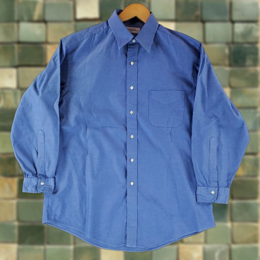 Brooks Brothers Brooks Brothers Shirt Makers Button Up Light Weight Blue Made USA Mens L 16.5-32 Shirt Mens L Blue 16.5-32 Long Sleeve Button Up Regular Size US L / EU 52-54 / 3 - 1 Thumbnail