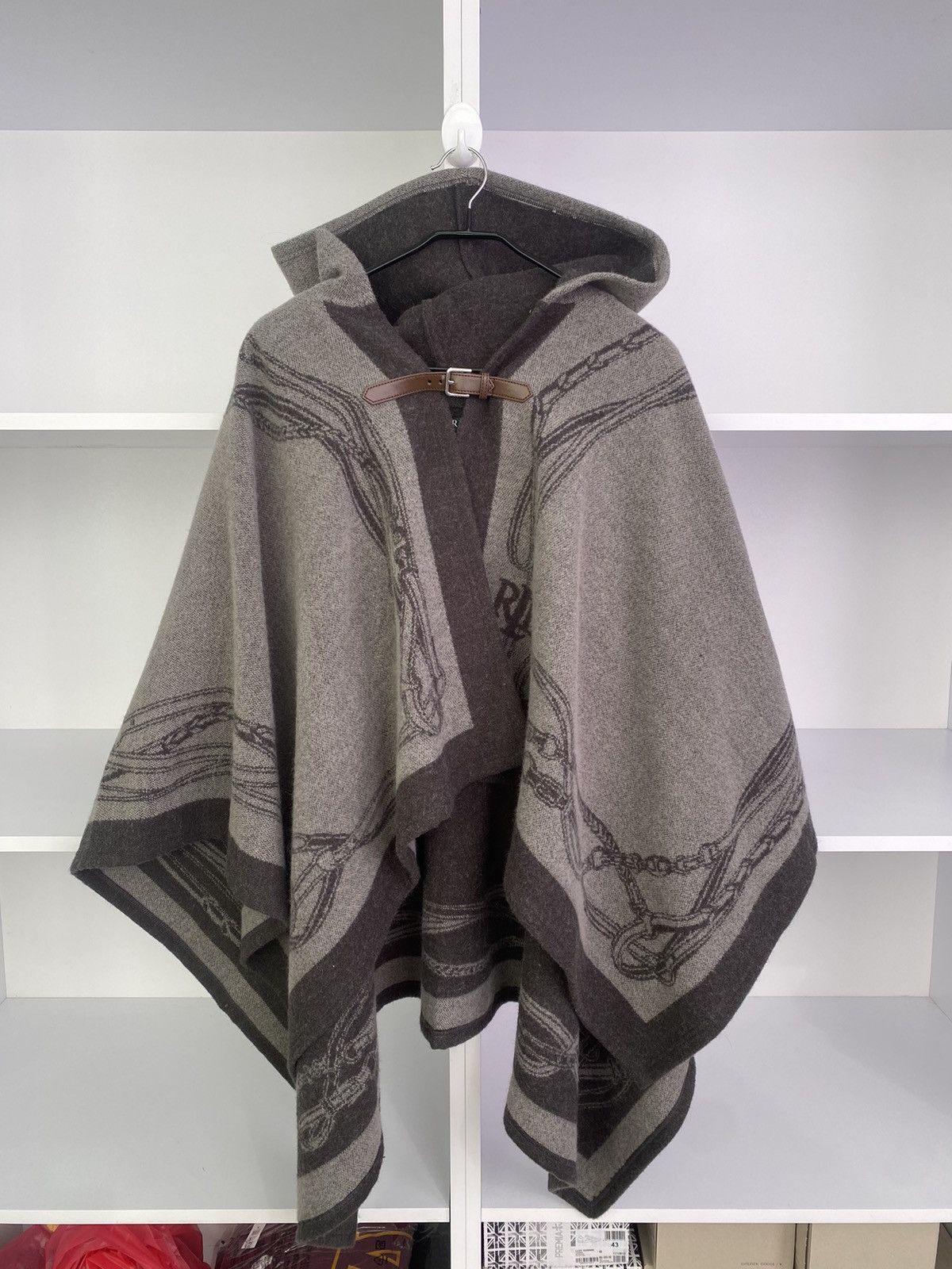 Ralph Lauren × Vintage Vintage Lauren by Ralph Lauren Belted Jacquard Poncho Size M / US 6-8 / IT 42-44 - 1 Thumbnail