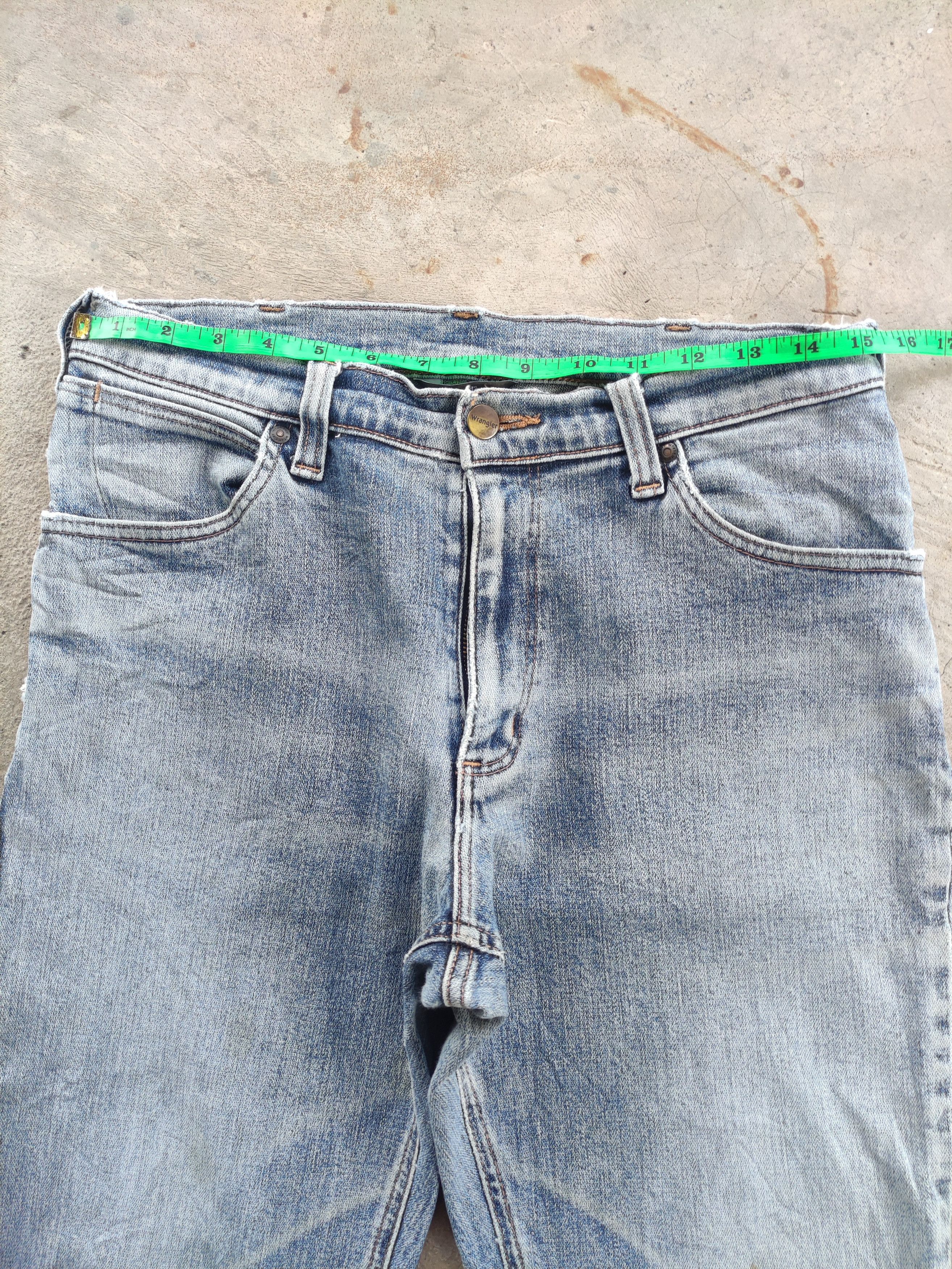 Wrangler Vintage Wrangler Jean Distressed Faded Denim waist 31 Size US 31 - 6 Thumbnail
