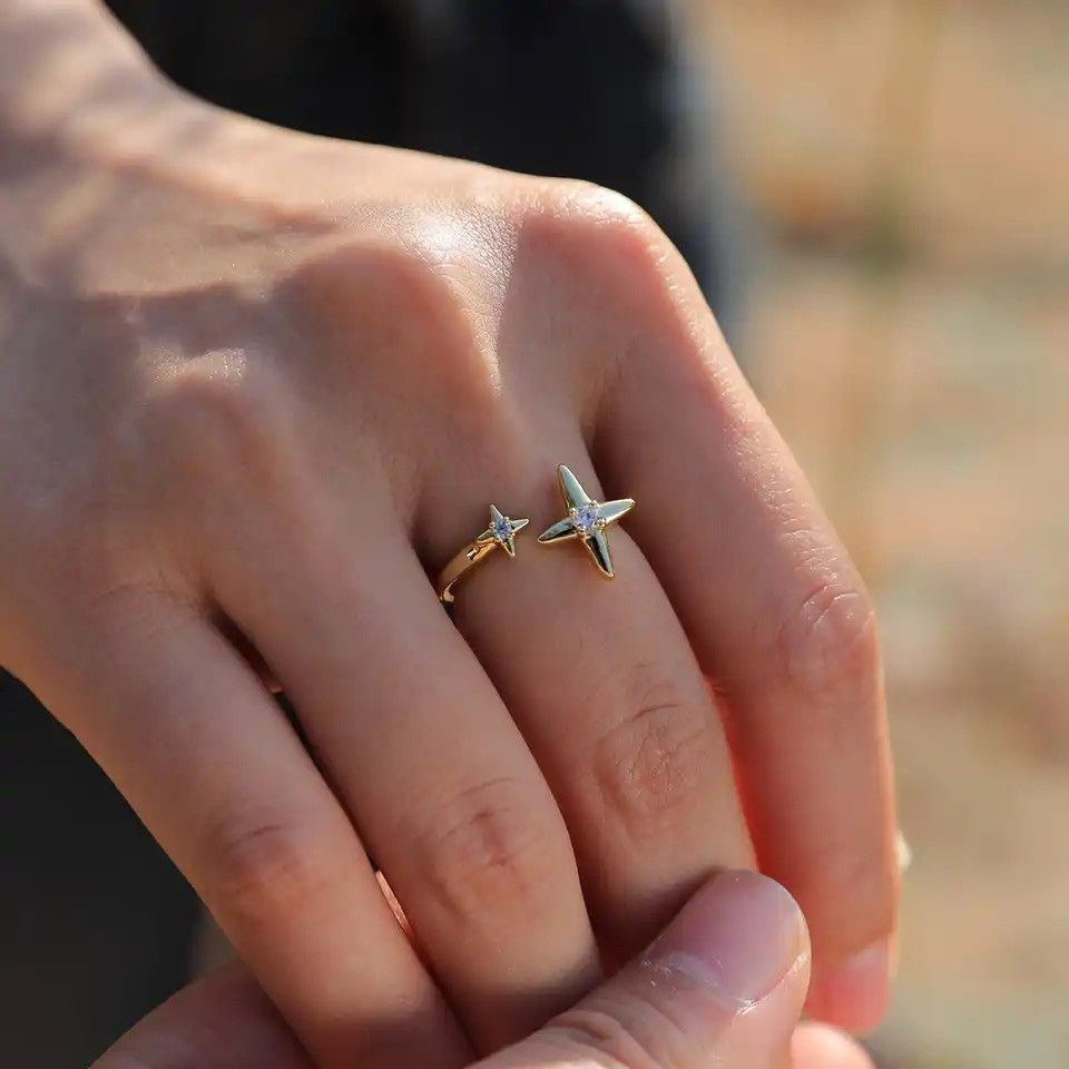Other Chic Double Stars Ring Size ONE SIZE - 3 Thumbnail