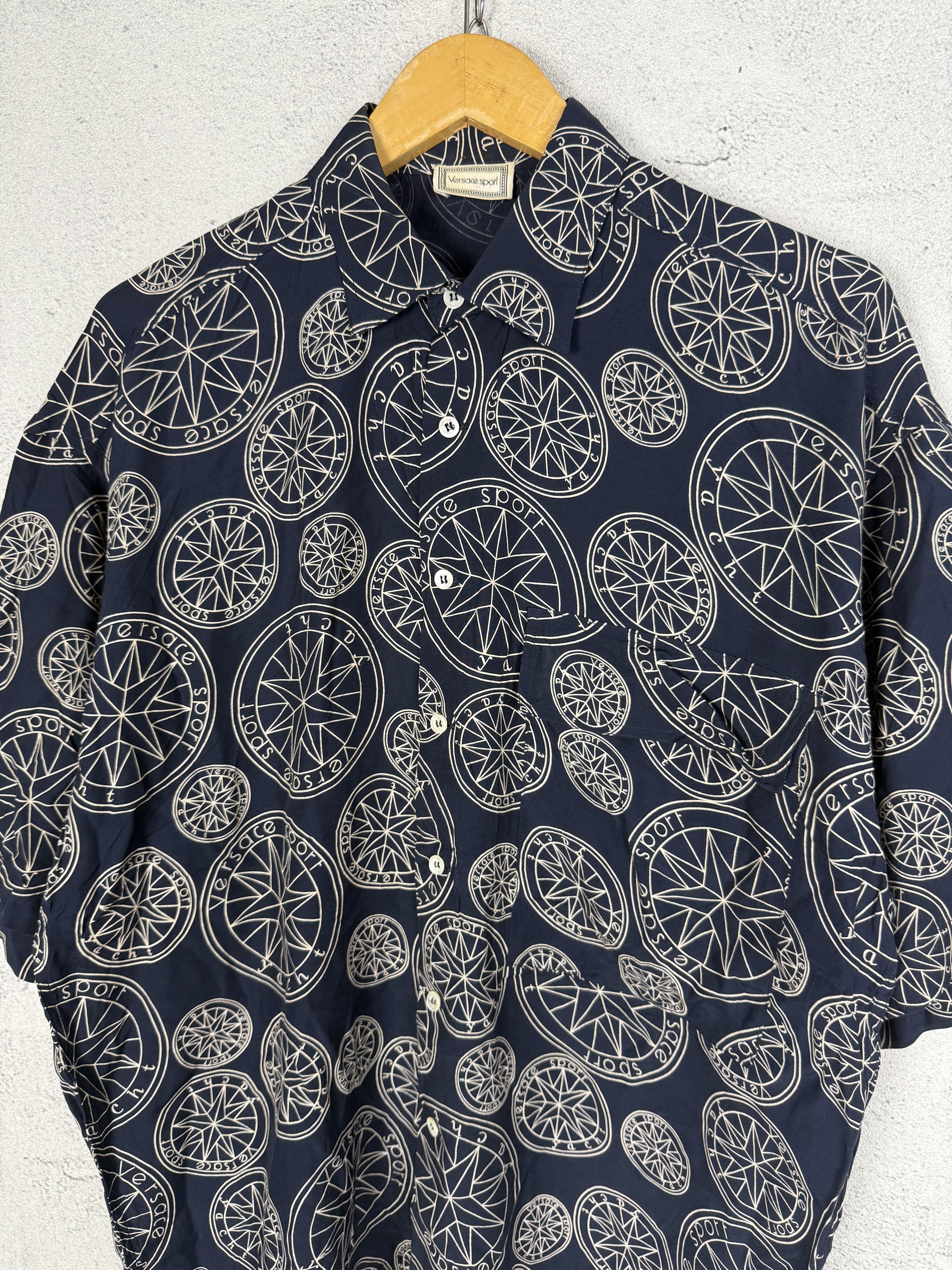 Versace 90s Versace Sport Over Print Logo Shirt Size US M / EU 48-50 / 2 - 1 Thumbnail