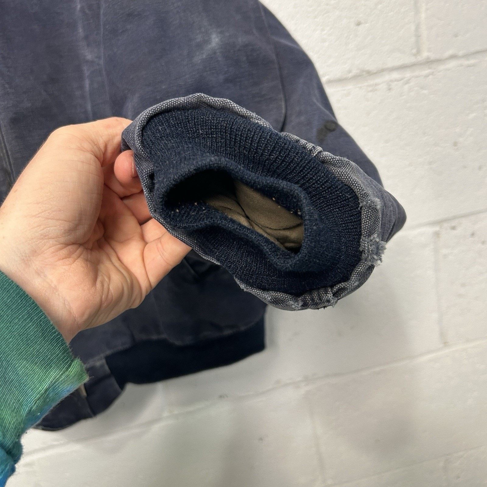 Carhartt Vintage Carhartt FR Quilted Santa Fe Jacket “Dark Navy” Size US XL / EU 56 / 4 - 4 Thumbnail