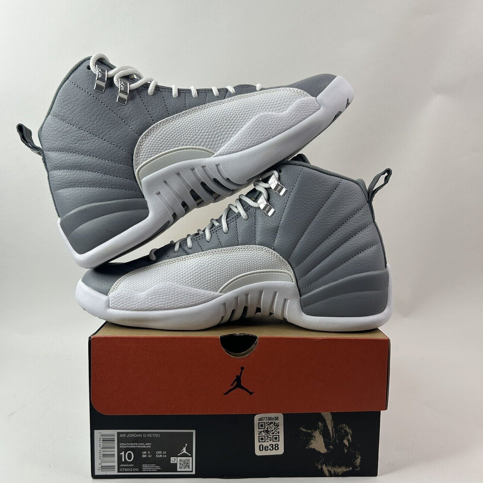 Nike Nike Air Jordan 12 Retro “Stealth” 2024 Size US 10 / EU 43 - 3 Thumbnail