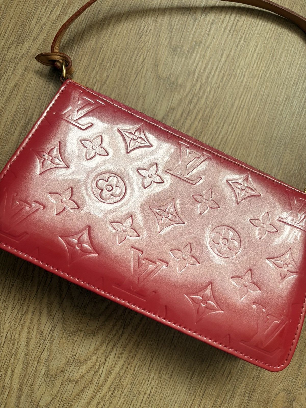 Louis Vuitton Louis Vuitton patent Leather Shoulder Monogram Bag Size ONE SIZE - 2 Thumbnail