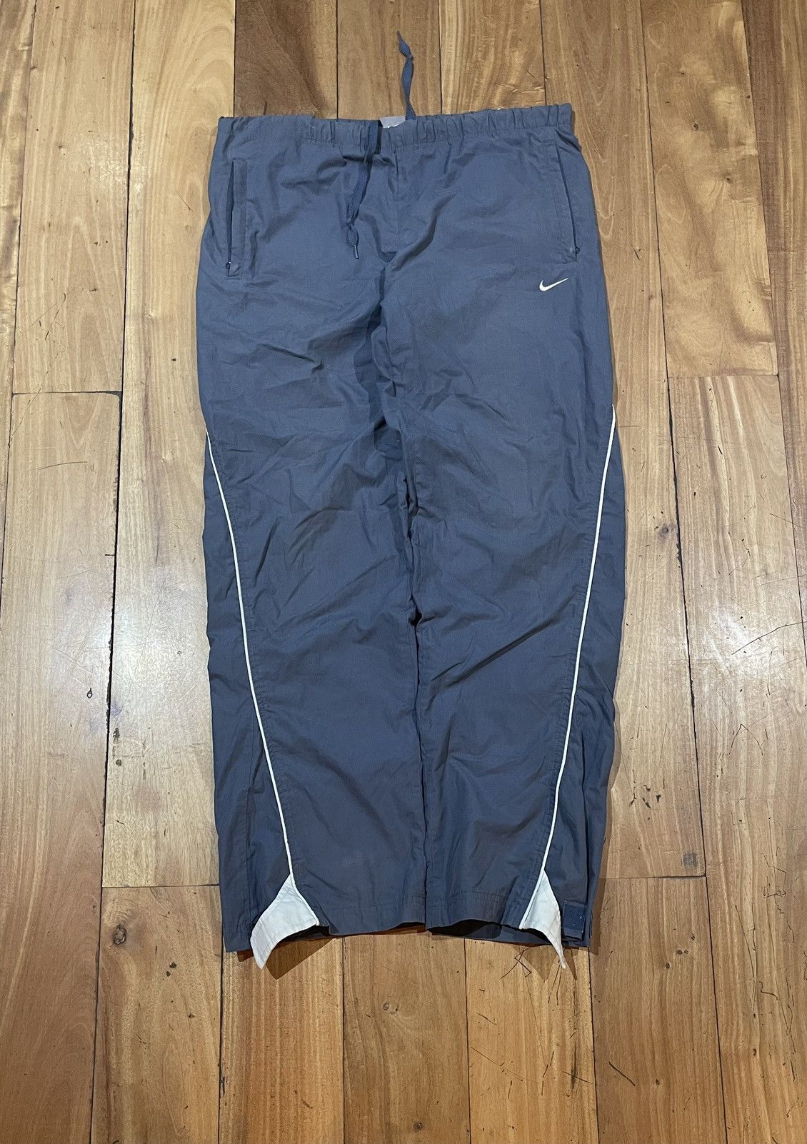 Vintage Nike grey Trackpants size M Y2K adjustable Baggy Sk8