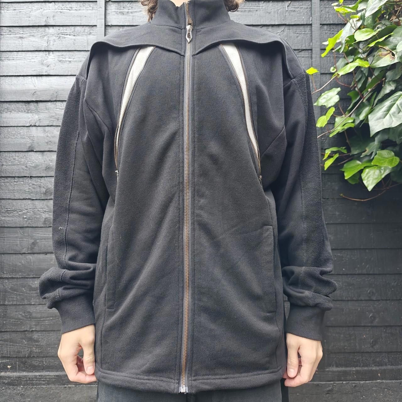 Other Japanese Black Panelled Zip Top Size US L / EU 52-54 / 3 - 1 Thumbnail