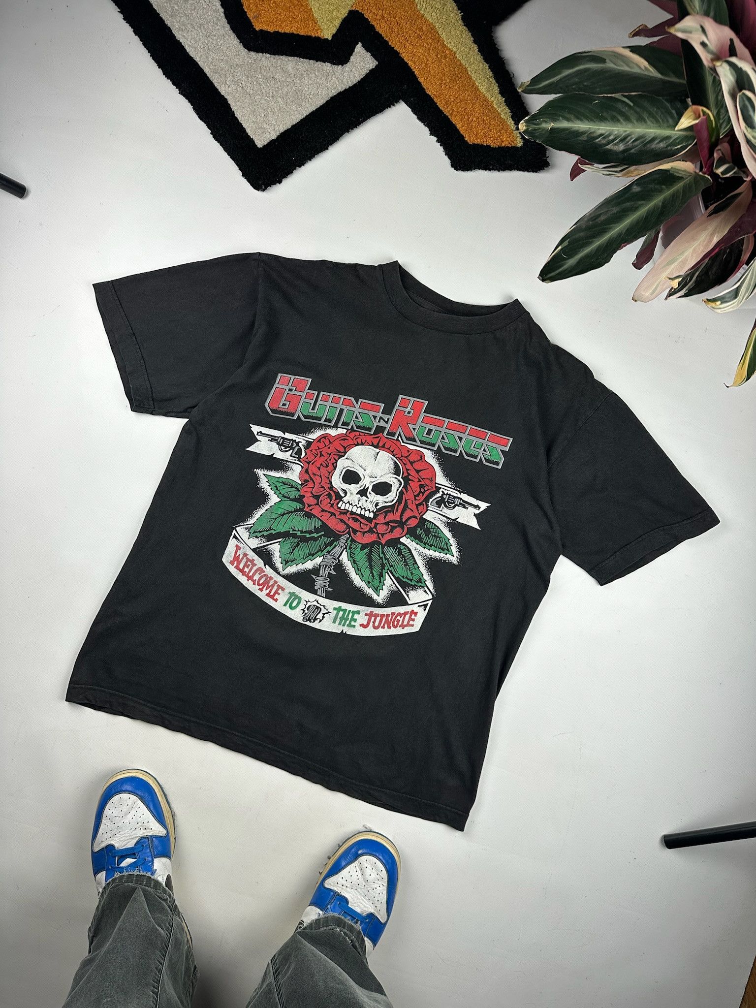Guns N' Roses Vintage Guns N’ Roses tShirt band tee Size US XL / EU 56 / 4 - 6 Thumbnail