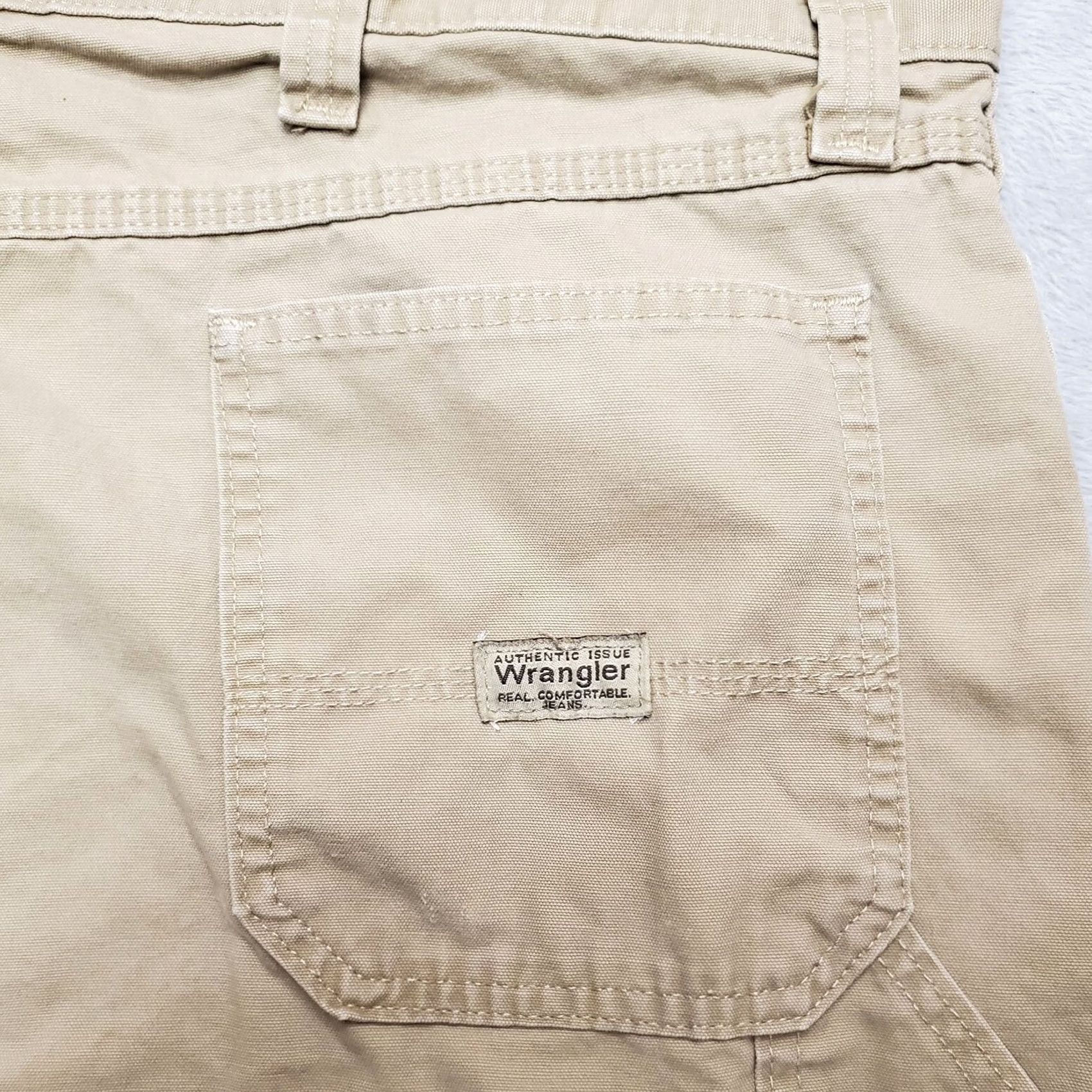 Wrangler Wrangler Cargo Shorts Men 42 Khaki Canvas 100% Cotton Cargo Pocket Flat Front Belt Loops Outdoor Summer Casual Beige Size US 42 / EU 58 - 5 Thumbnail