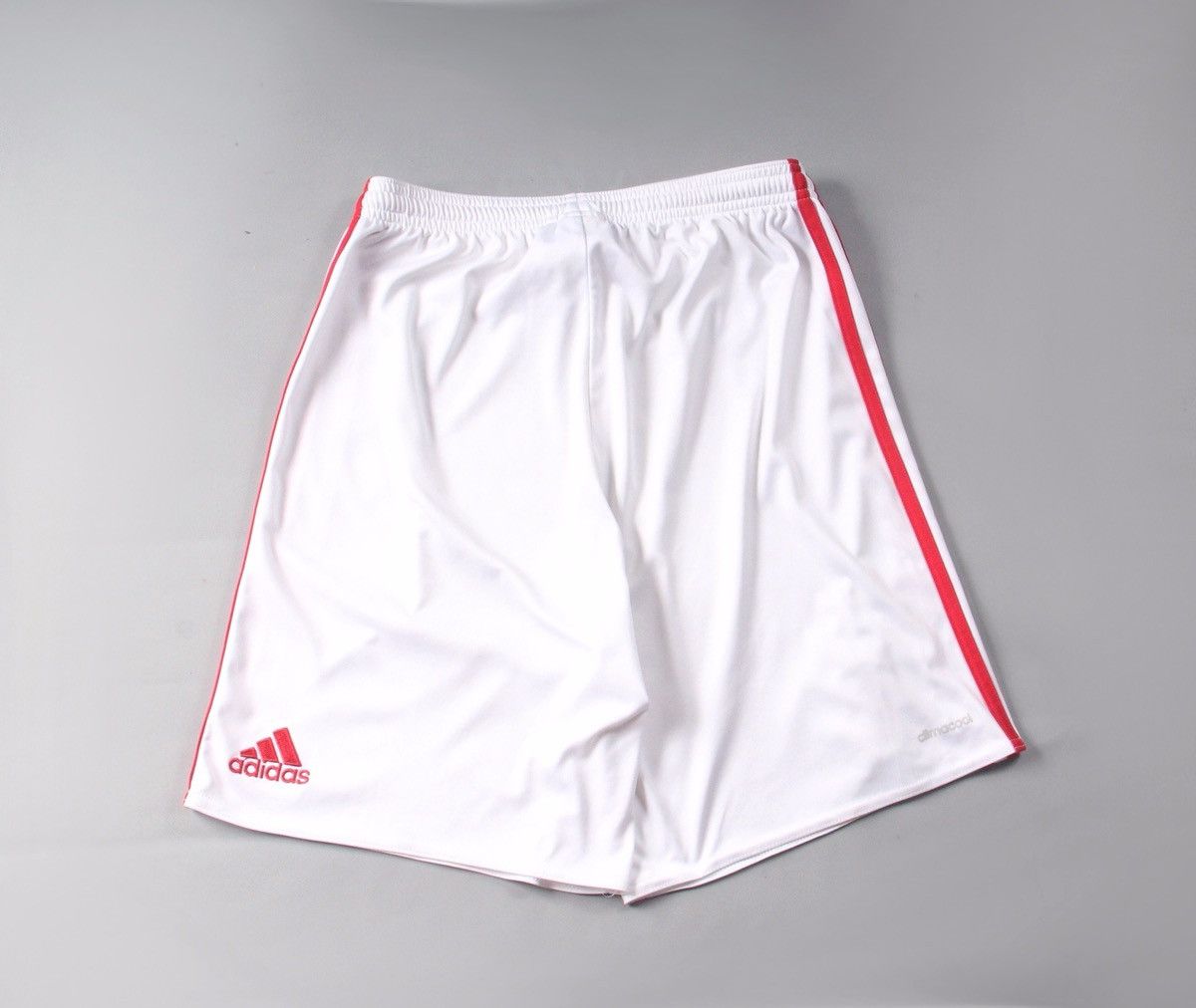 Adidas Adidas x Manchester United Shorts Soccer Football S Size US 30 / EU 46 - 2 Thumbnail