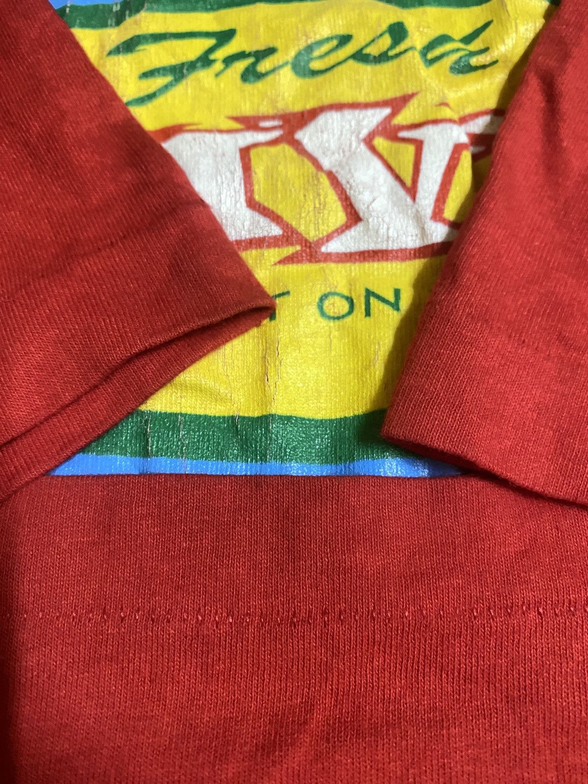 Freshjive Vintage 90s Freshjive Single StitchT Shirt Size US S / EU 44-46 / 1 - 4 Thumbnail