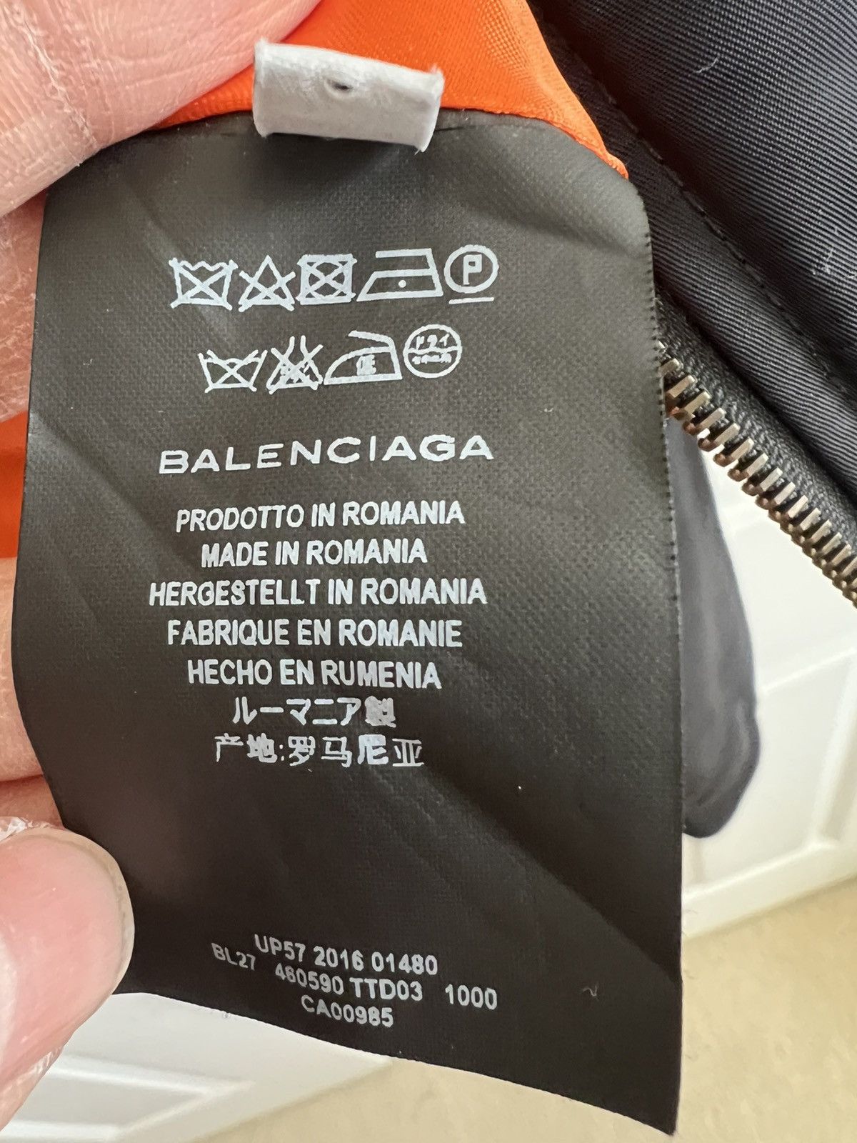Balenciaga Balenciaga ss17 Cropped Bomber jacket size 52 Size US L / EU 52-54 / 3 - 13 Thumbnail